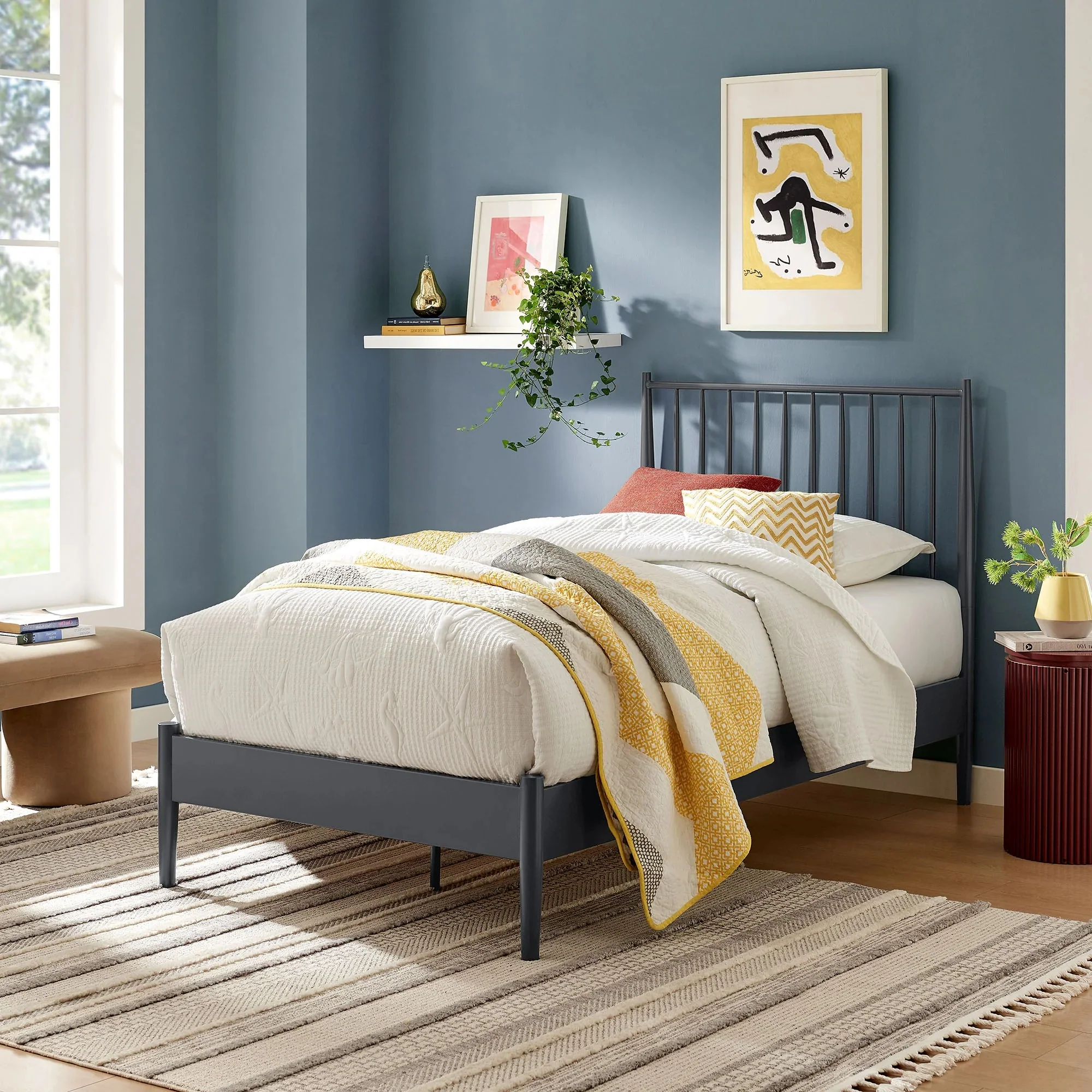Adair Spindle Metal Platform Bed - Image 2