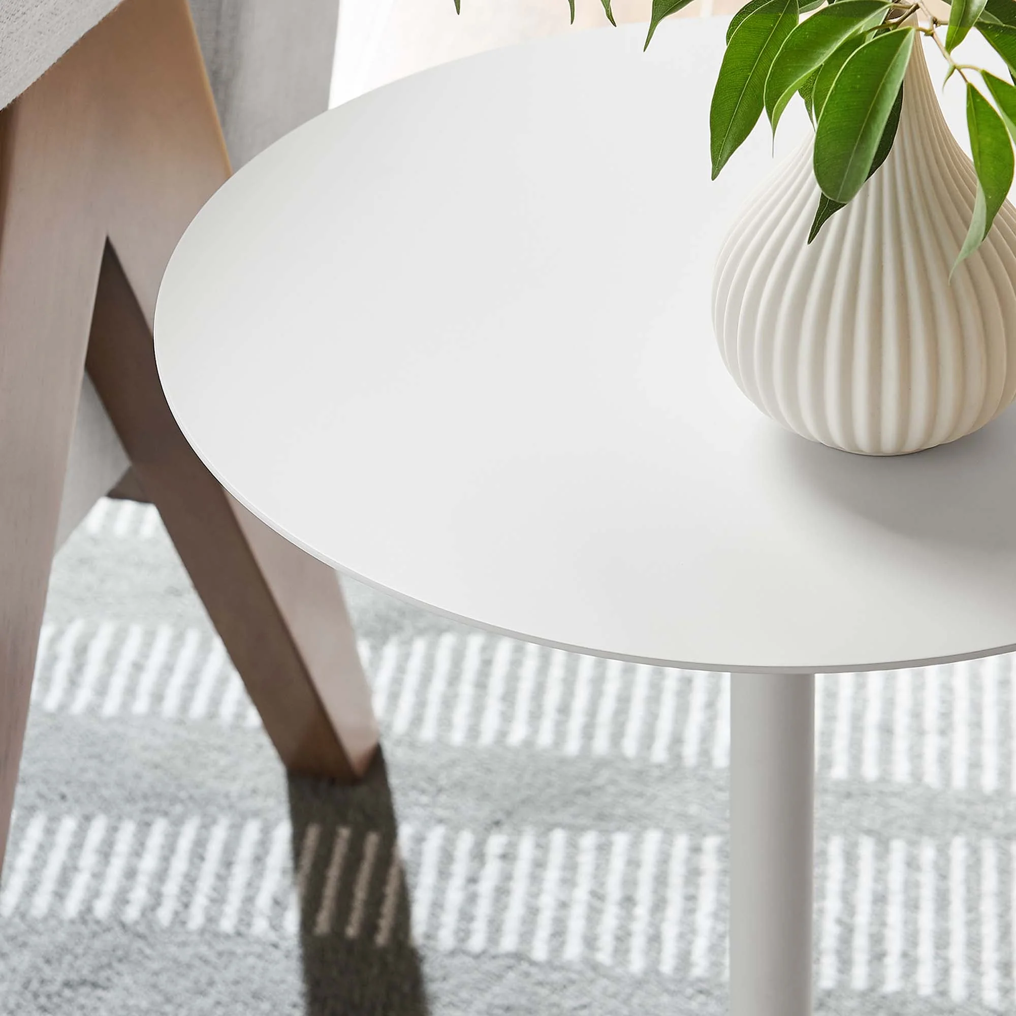 Aliza Round White Marble Side Table - Image 3