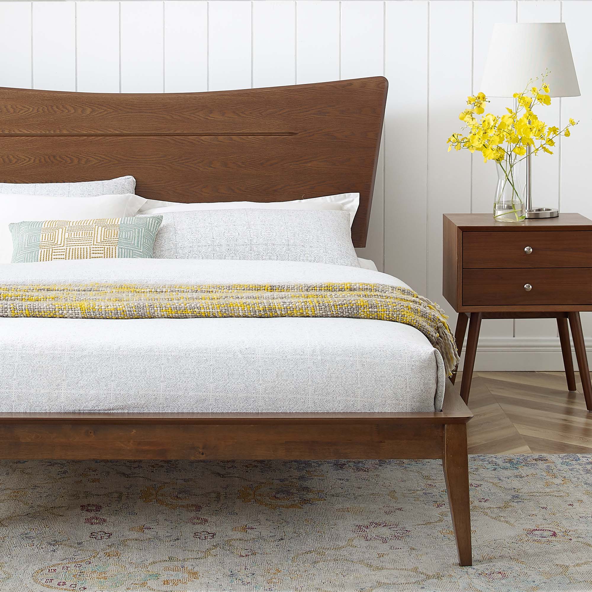 Astra Wood Platform Bed - Image 3