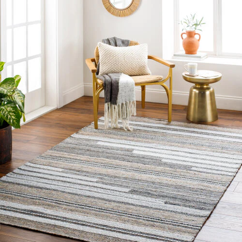 Azalea Handmade Rug - Image 2