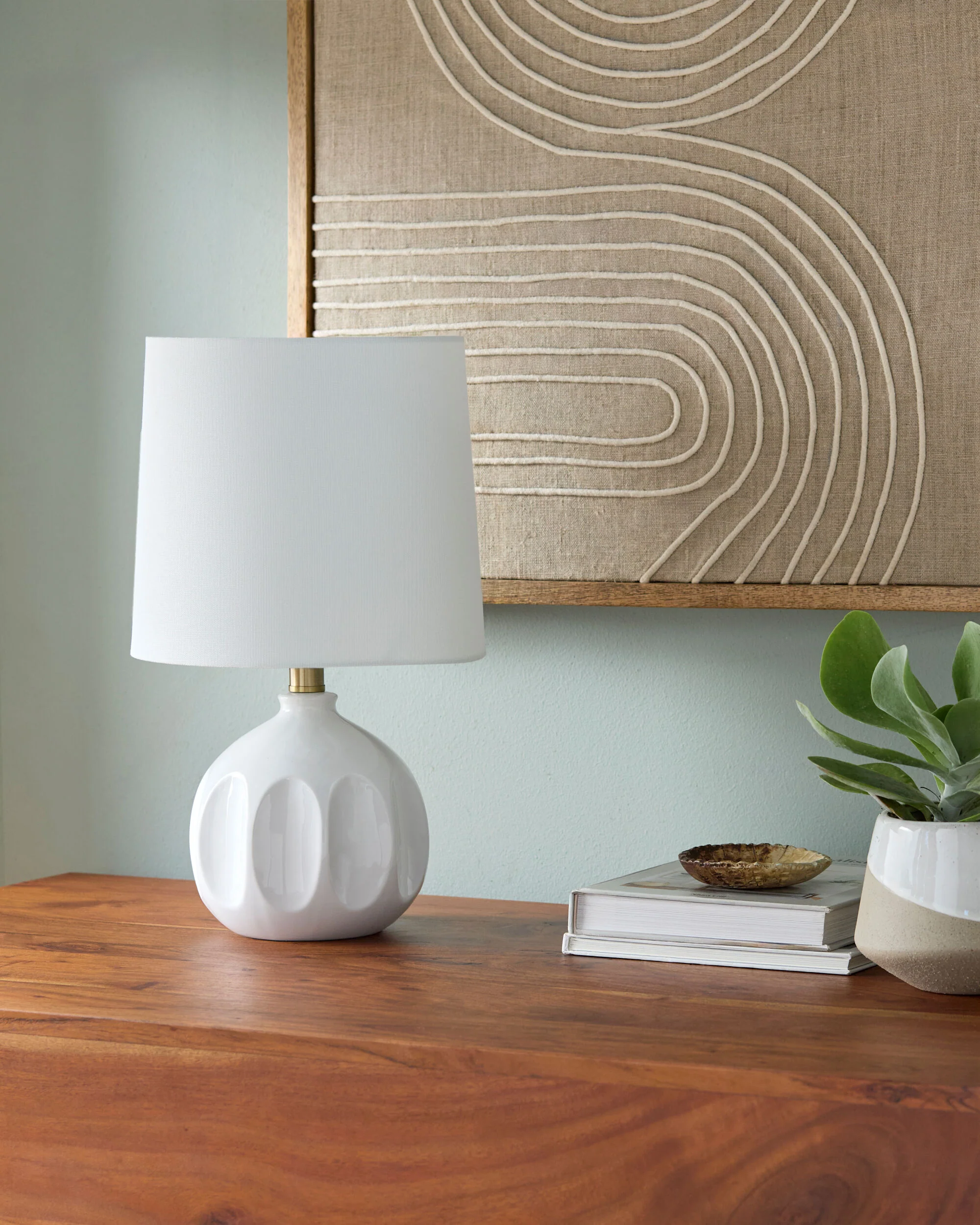 Bellune Accent Table Lamp - Image 18