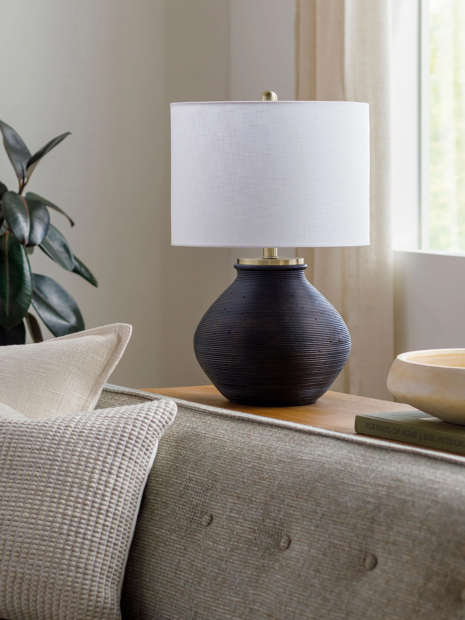 Brillo Accent Table Lamp - Image 7