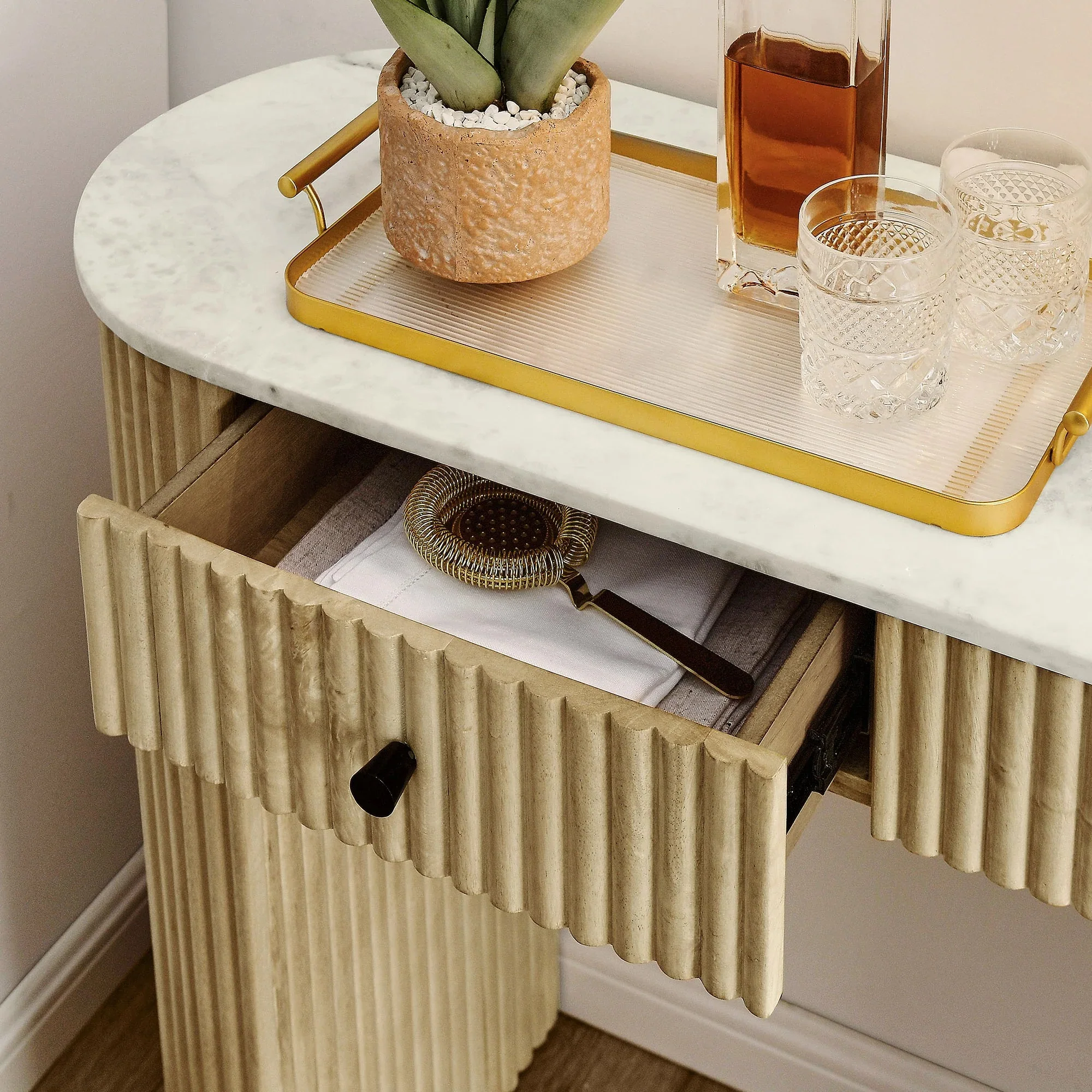 Caldera 42" Curved Solid Wood and Marble Console Table in Natural - Image 2