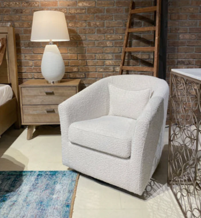 Carmen Club Chair - Image 2