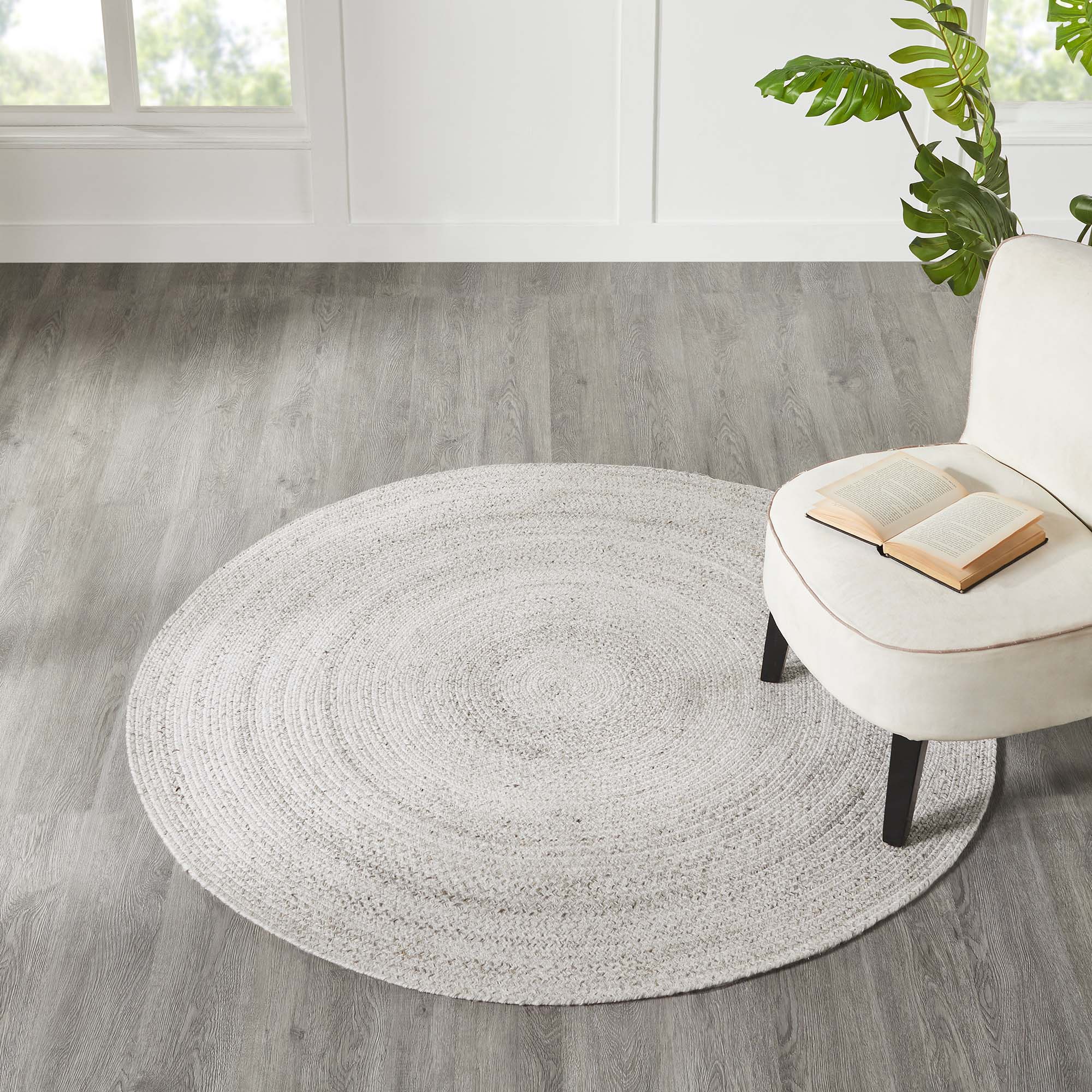 Cercola Hand-woven Rug - Image 2