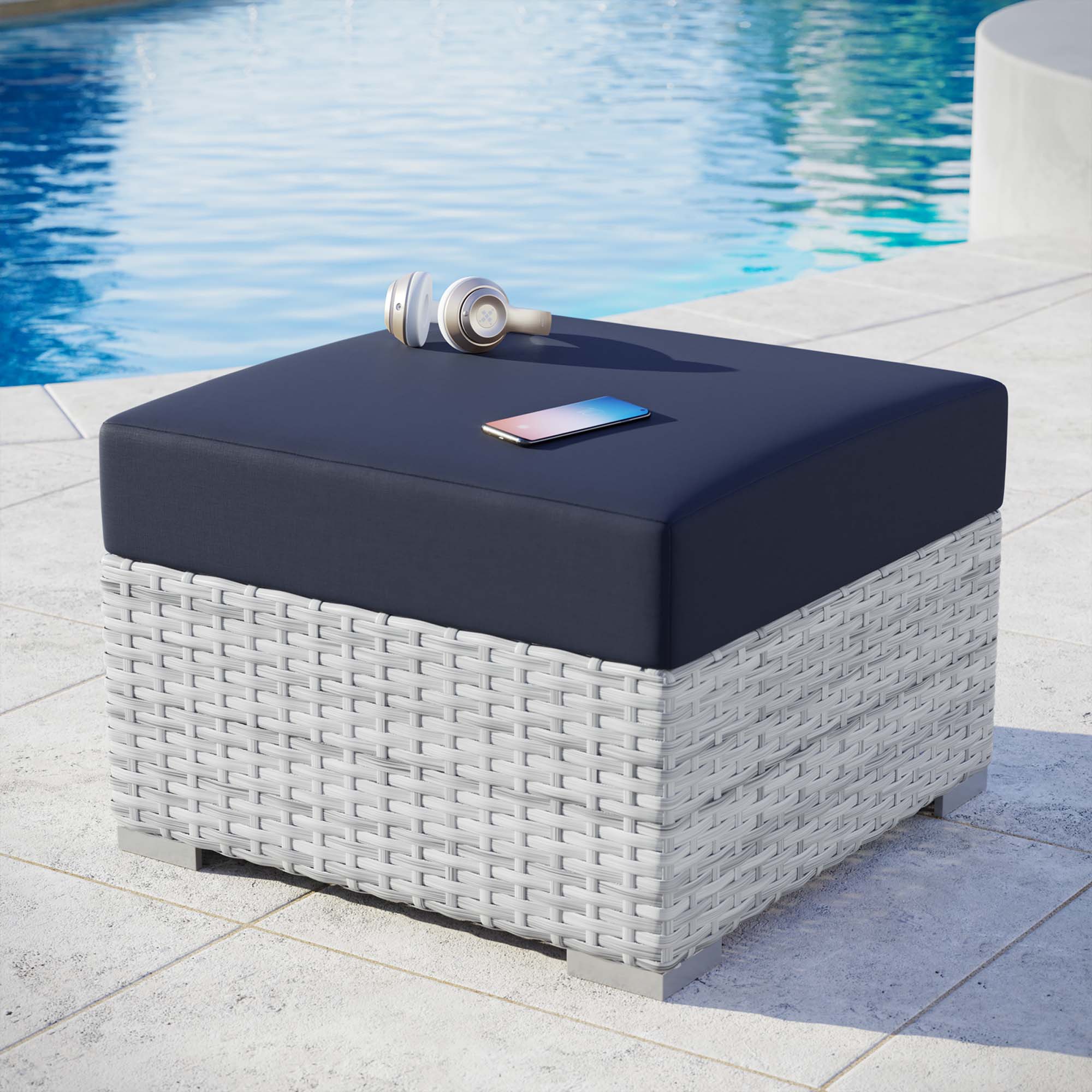 Convene Outdoor Ottoman - Image 14