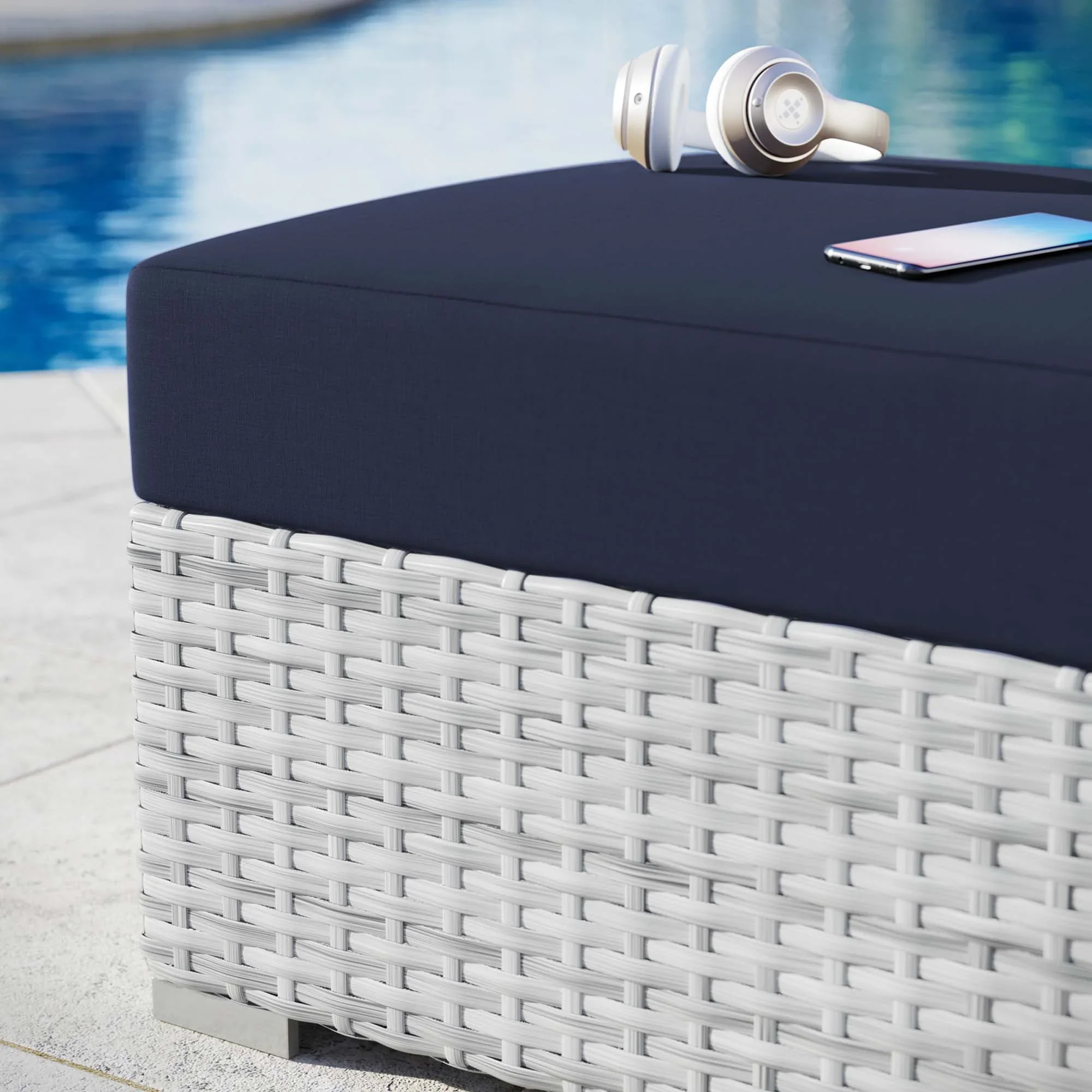 Convene Outdoor Ottoman - Image 15