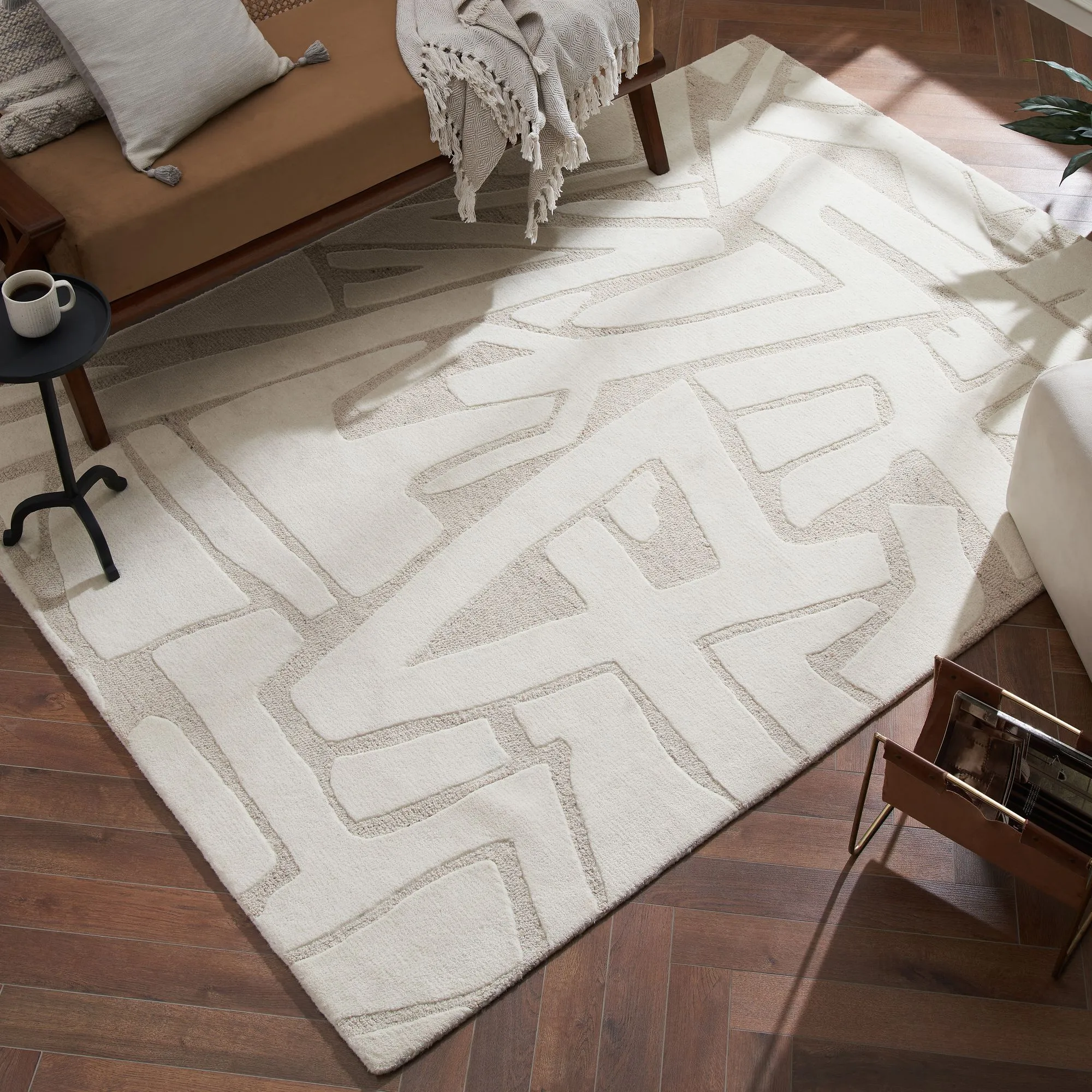 Cosmos Hand Tufted Rug - Image 2