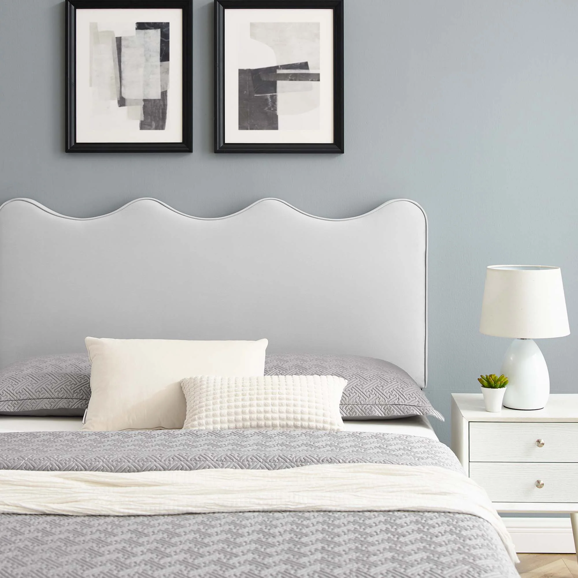 Current Performance Velvet Platform Bed With Black Wood Legs - Image 58