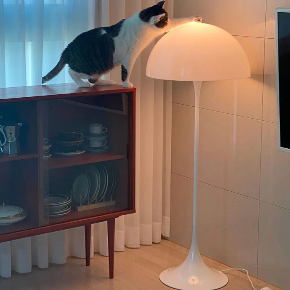 Danish Mid-Century Modern White Mushroom Floor Lamp - Image 4