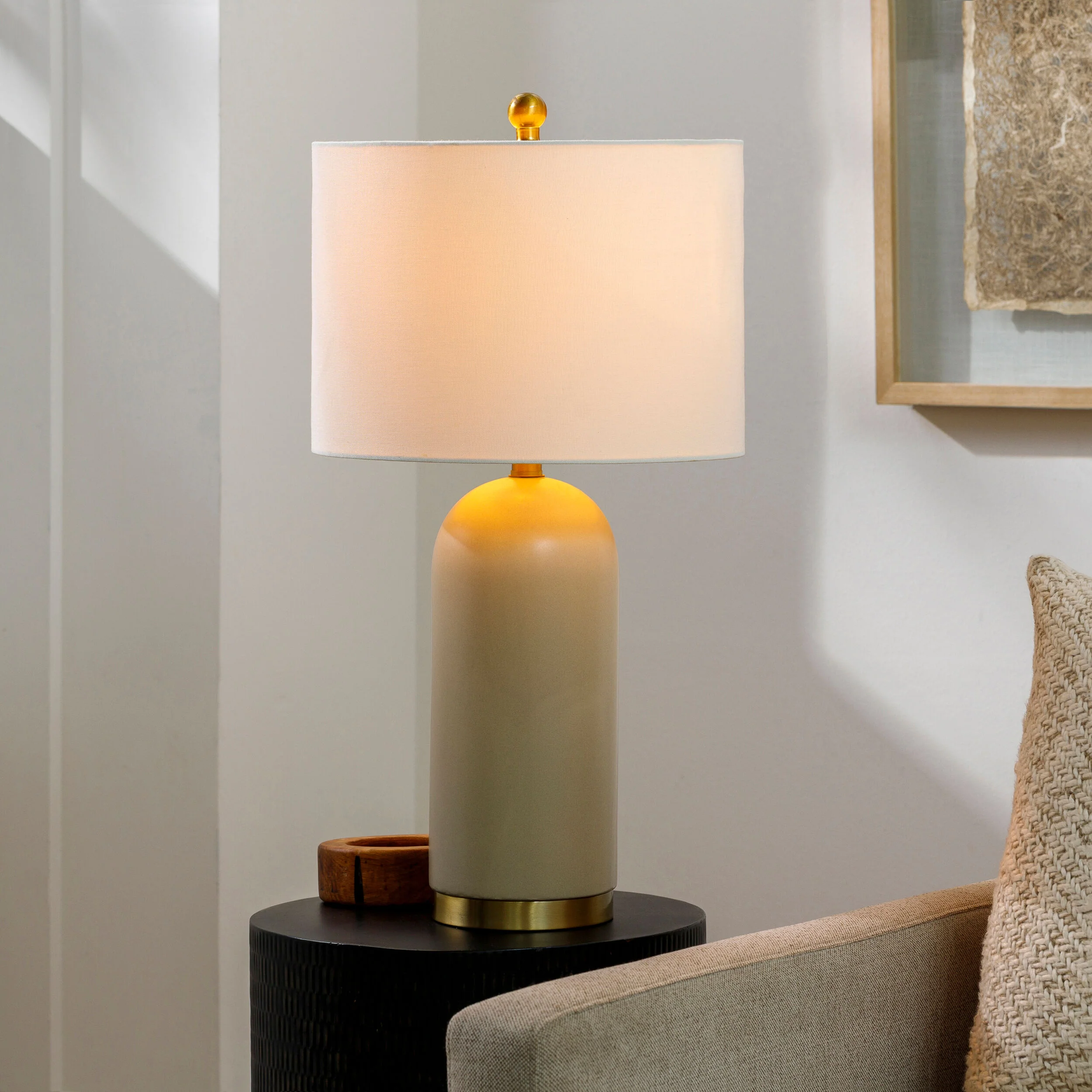 Darius Accent Table Lamp - Image 3