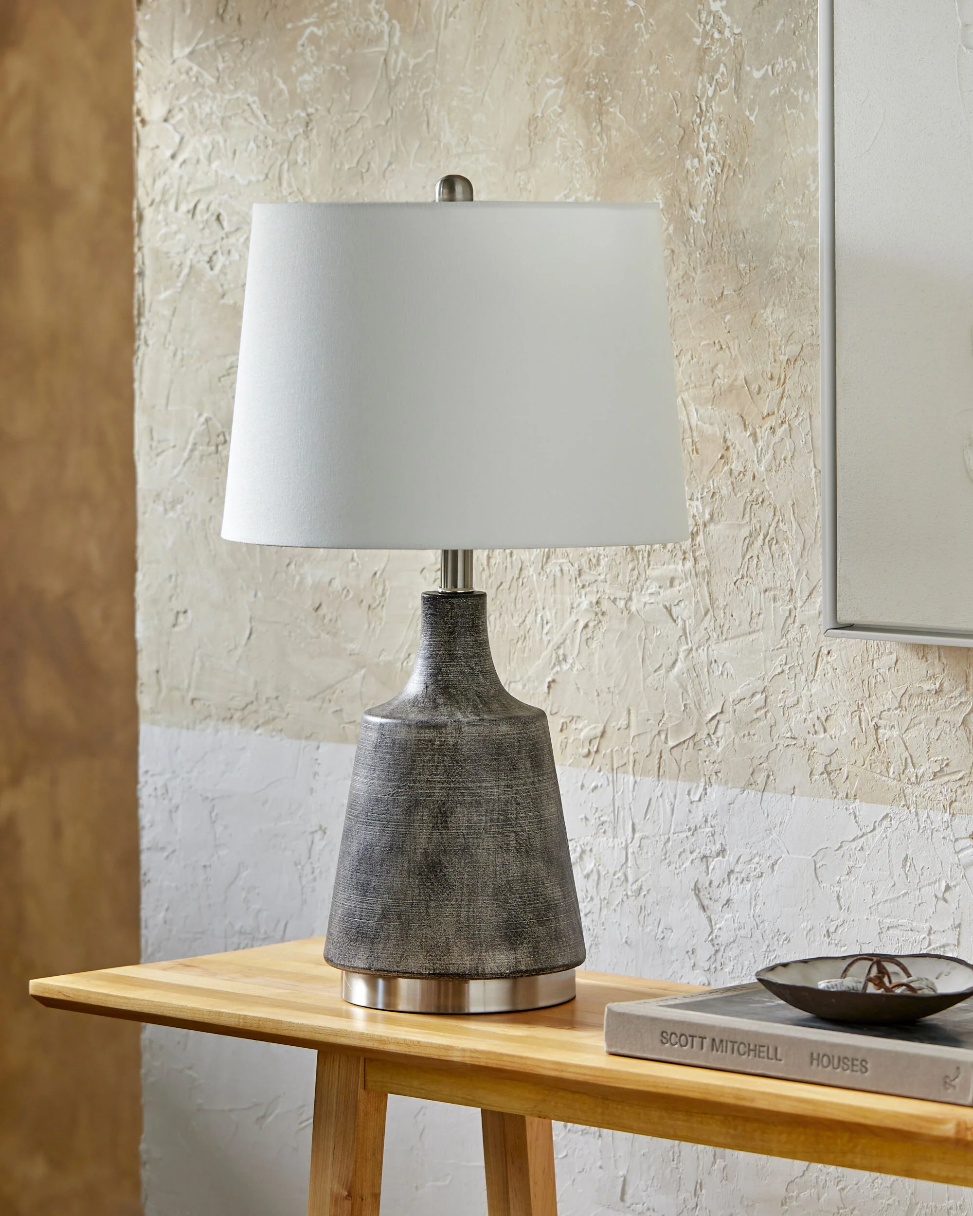 Delridge Accent Table Lamp - Image 3