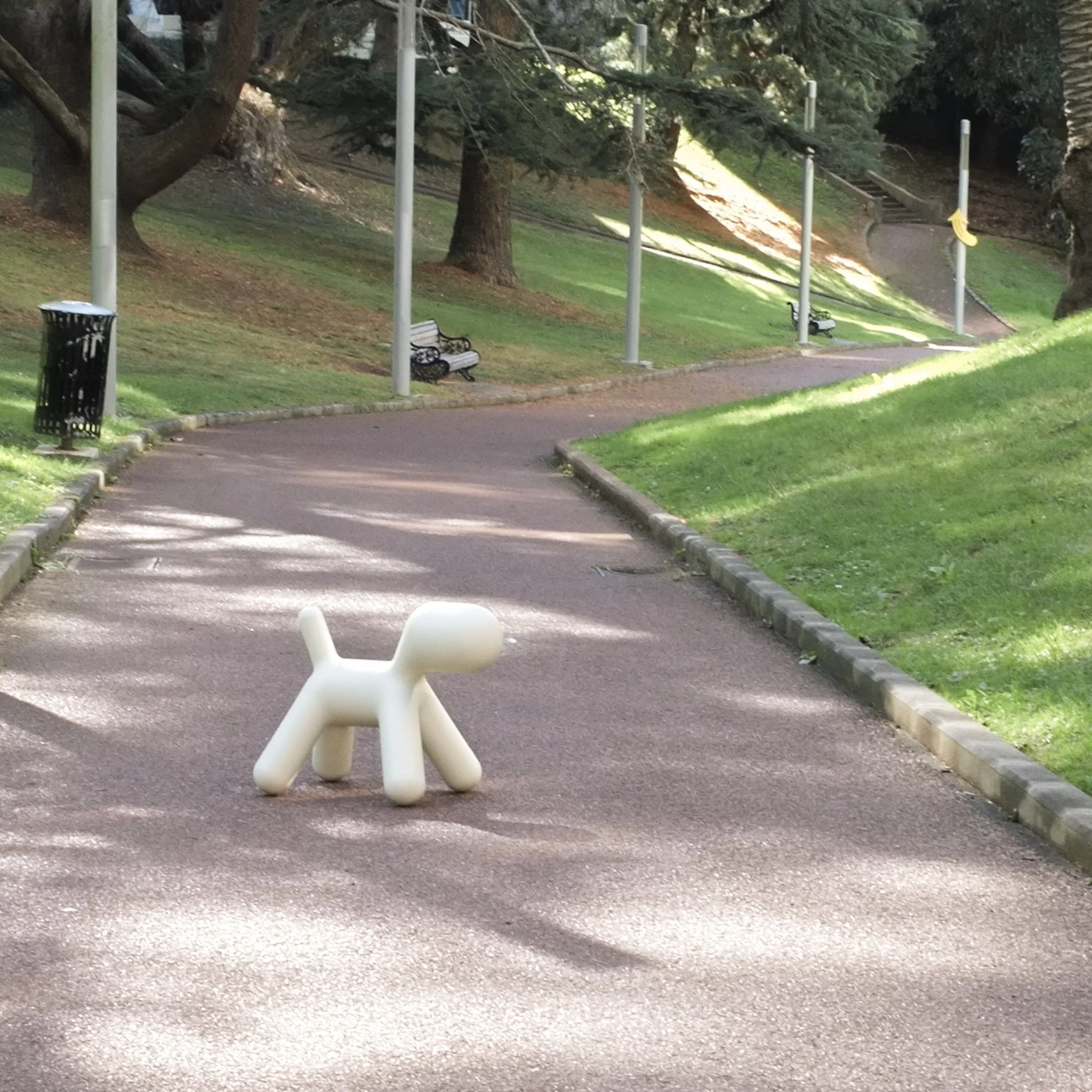 White Puppy by Eero Aarnio for Magis - Image 7