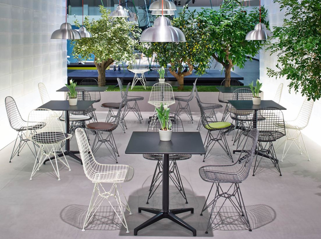 Mesh Eiffel Dining Chair (Black/ White) - Image 6