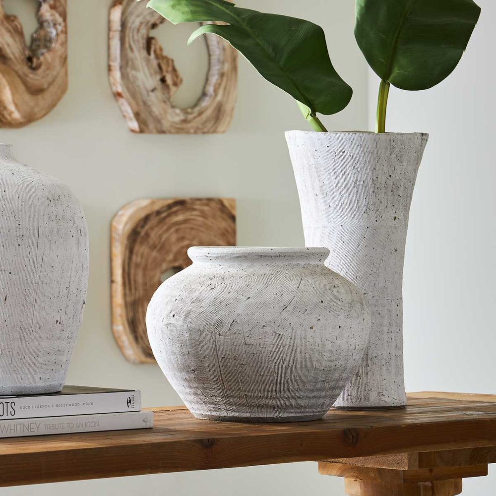 Floreana Vase - Image 2