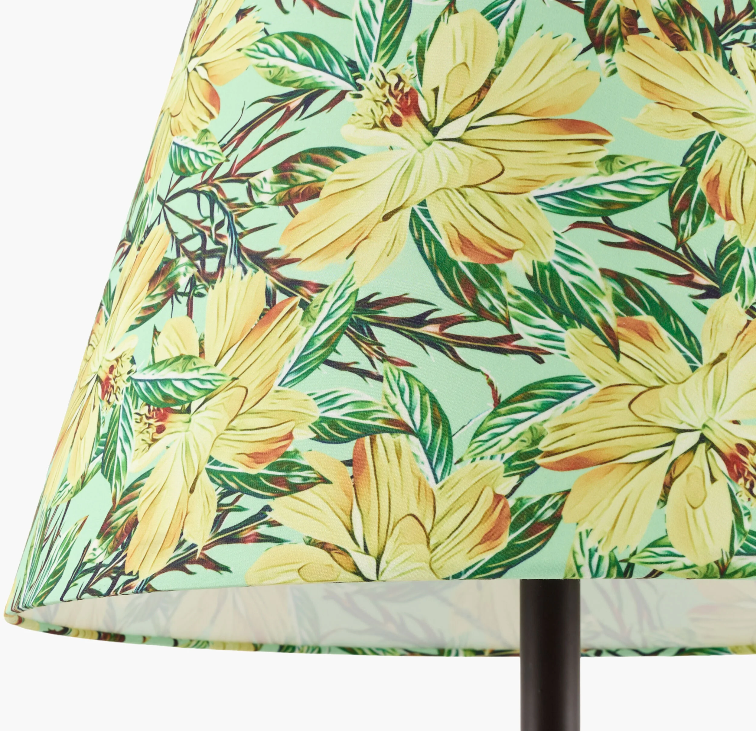 Floriva Accent Table Lamp - Image 23