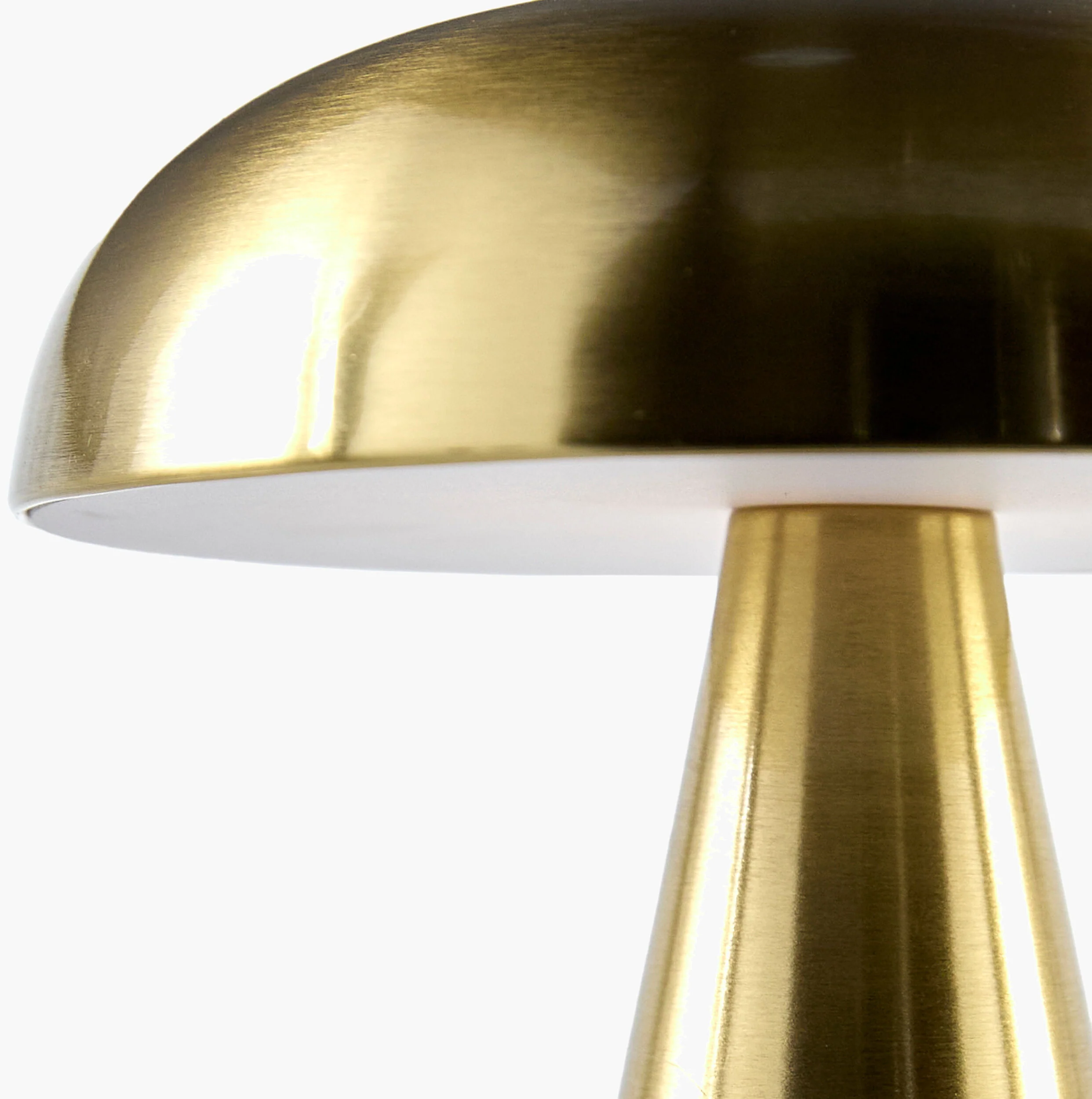 Furnas Accent Table Lamp - Image 4