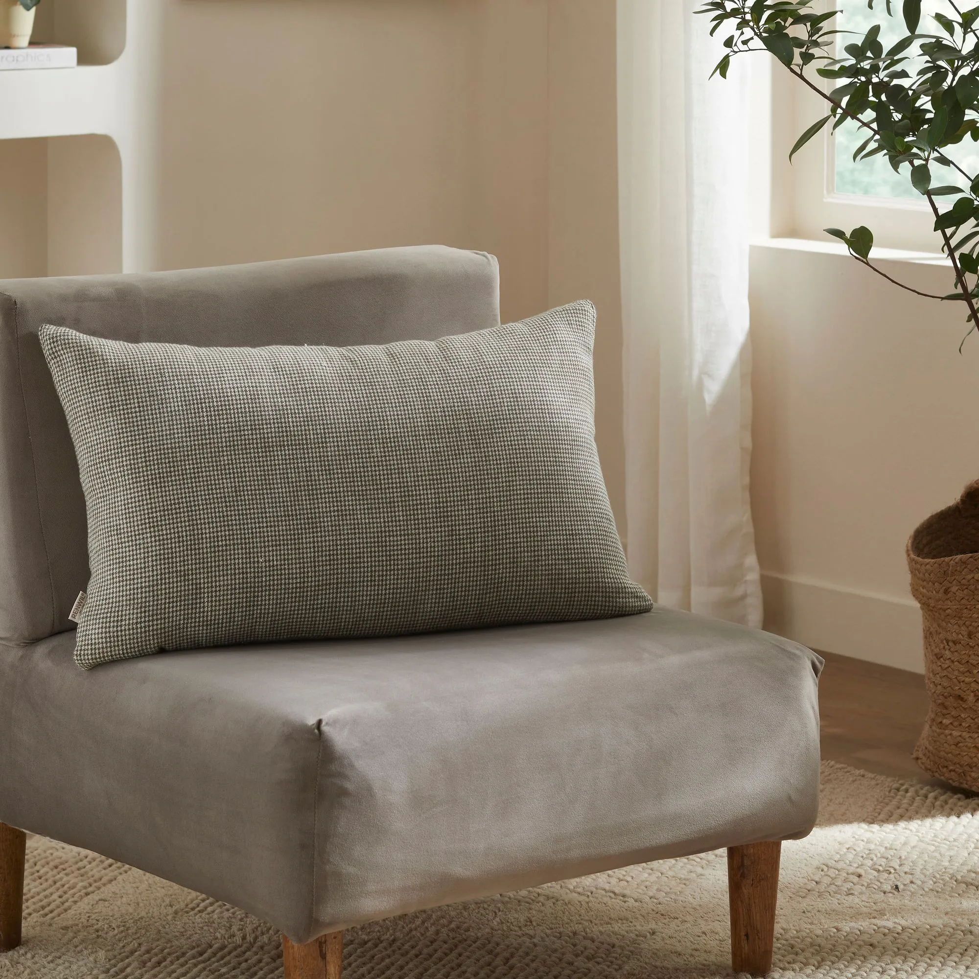 Giverny Pillow - Image 2
