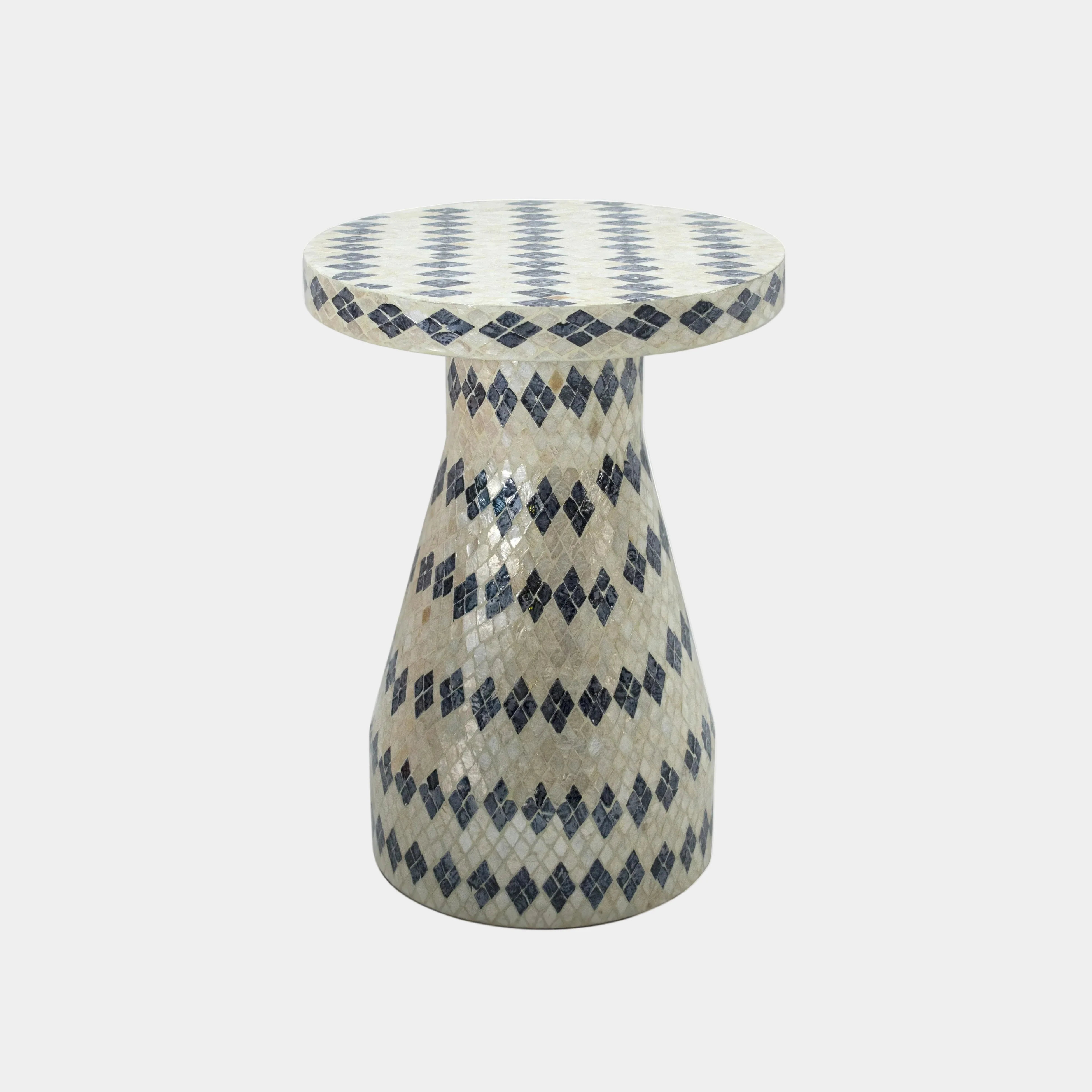 Halio Shell Side Table