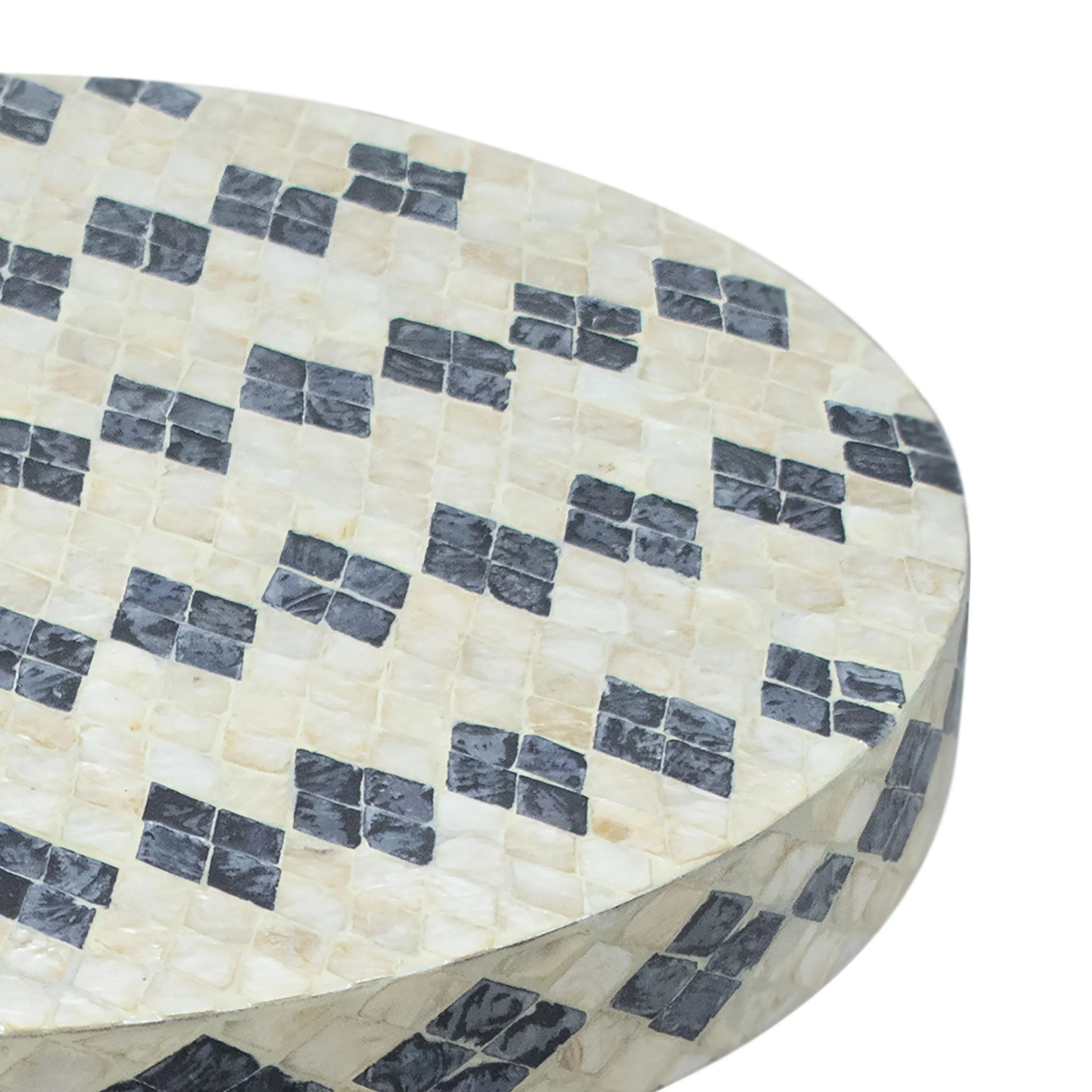 Halio Shell Side Table - Image 5