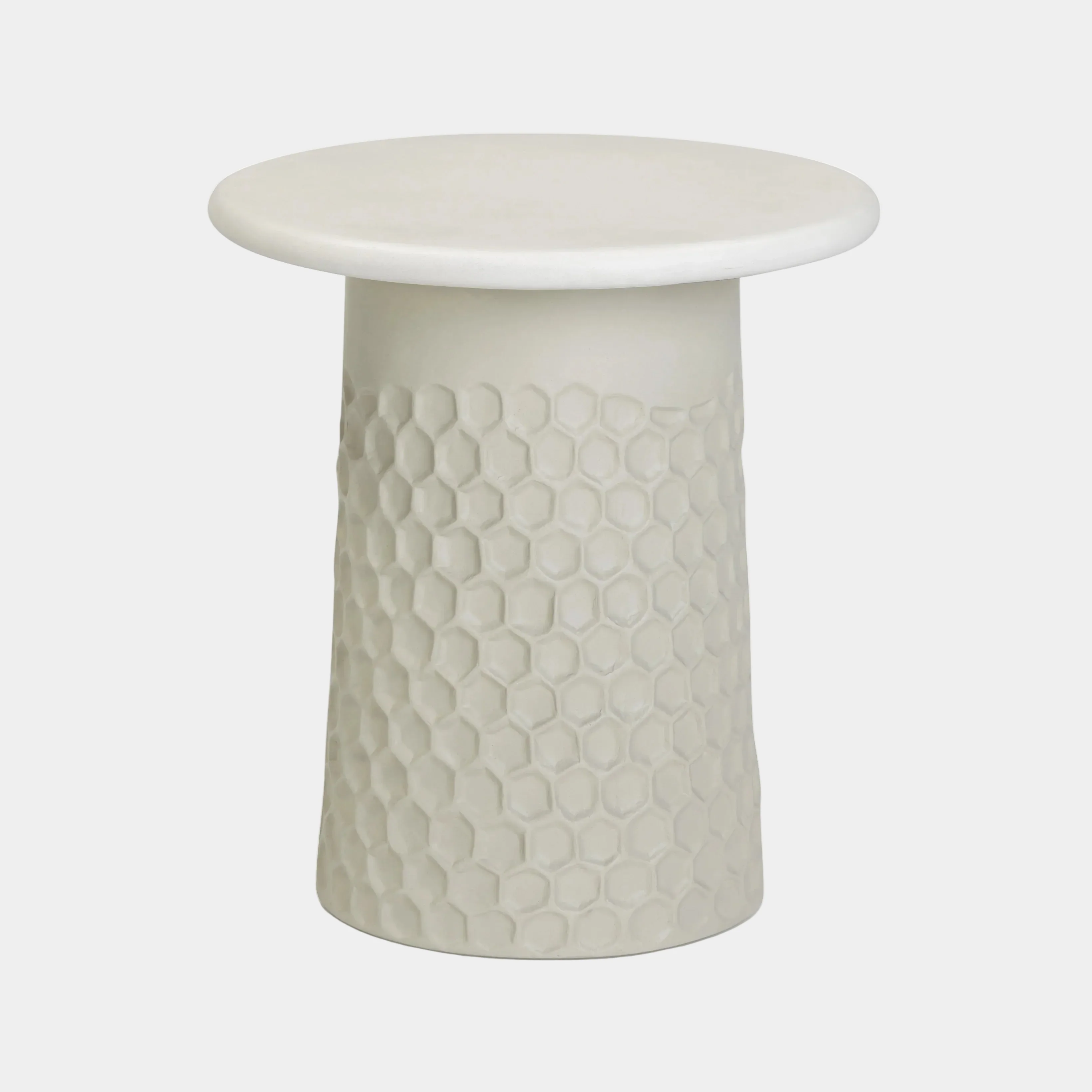 Hessa Indoor/Outdoor Concrete Chiseled Side Table