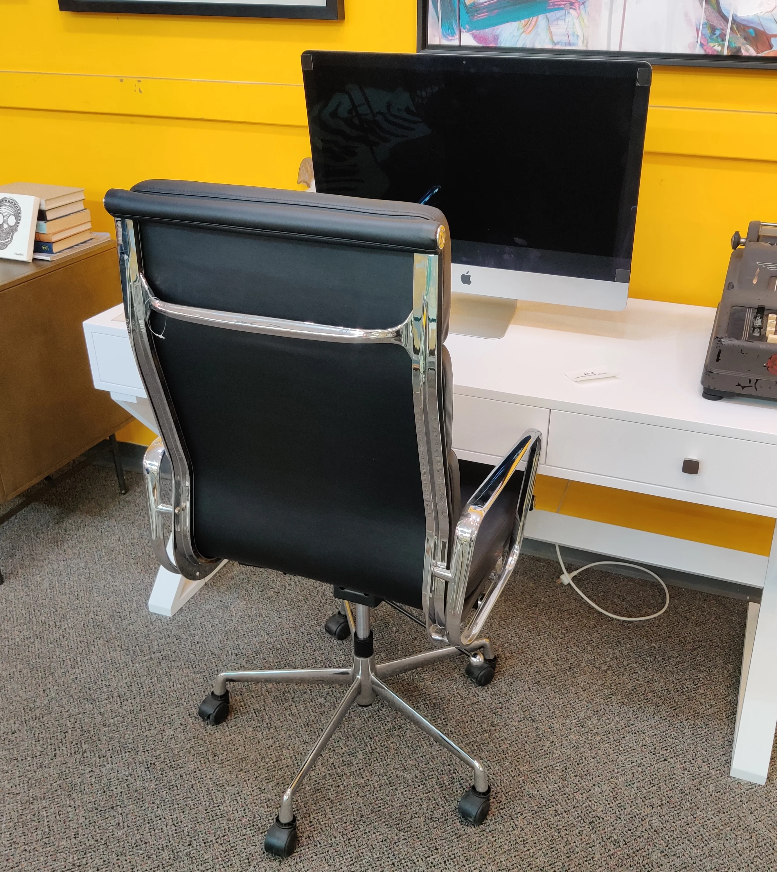 High Back Office Chair | Floor Model - Image 5