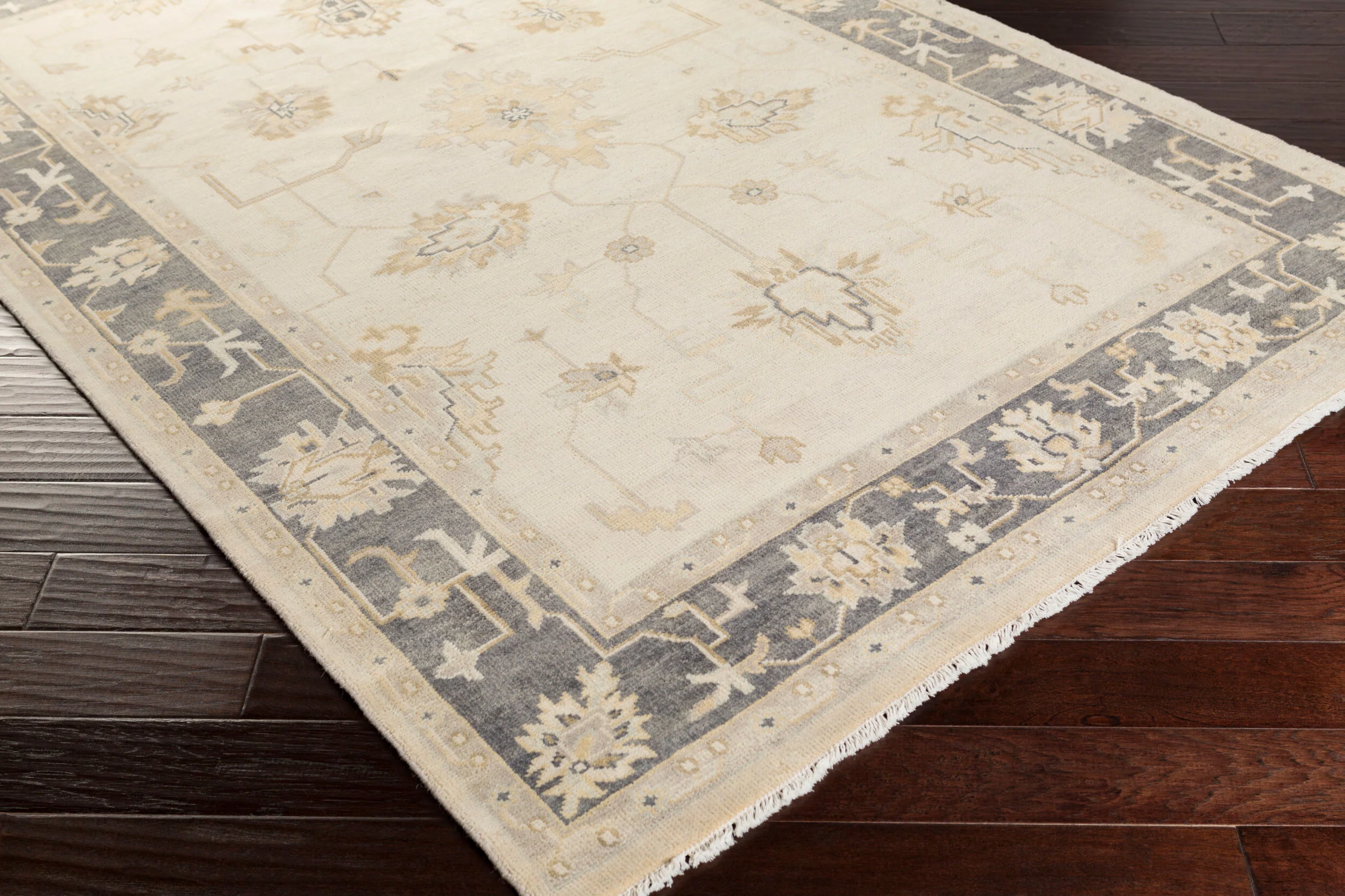 Istanbul Handmade Rug - Image 4