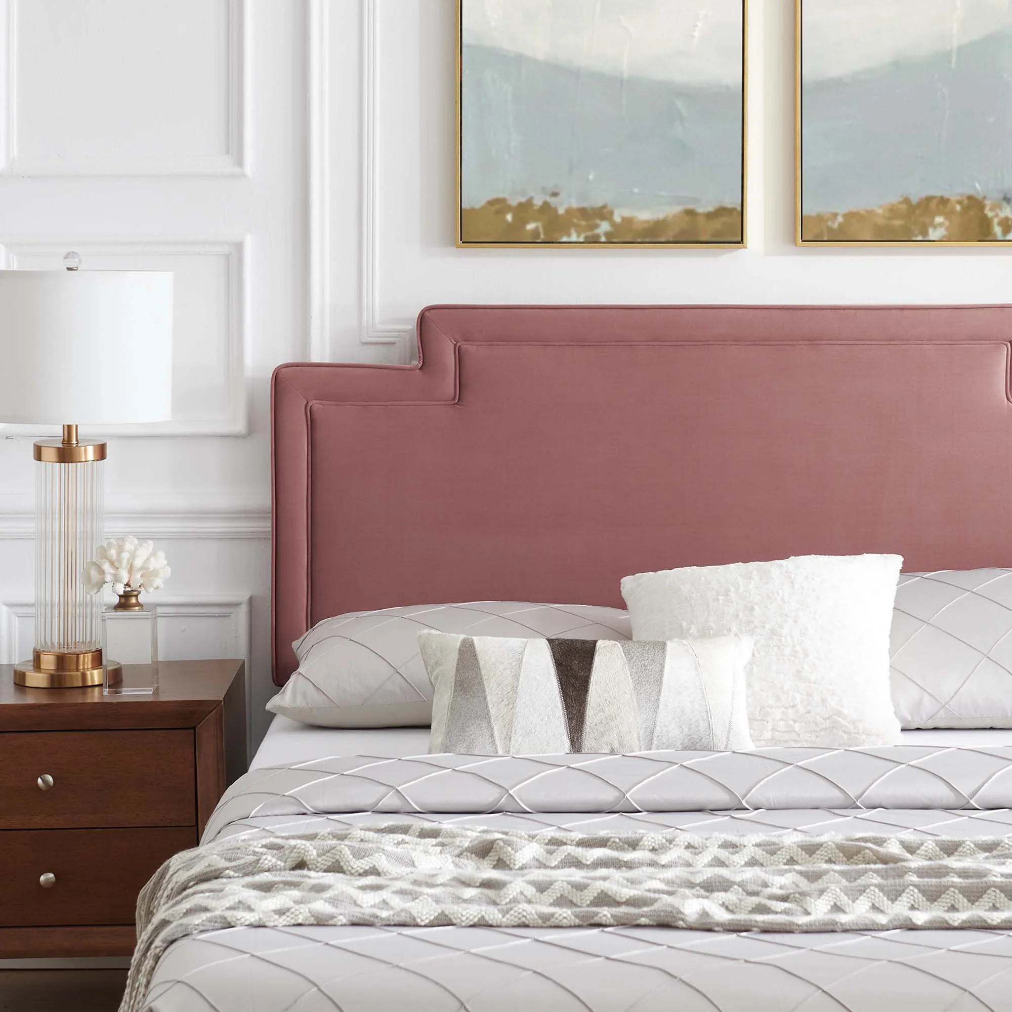 Liva Performance Velvet Bed With Gold Metal Legs - Image 2
