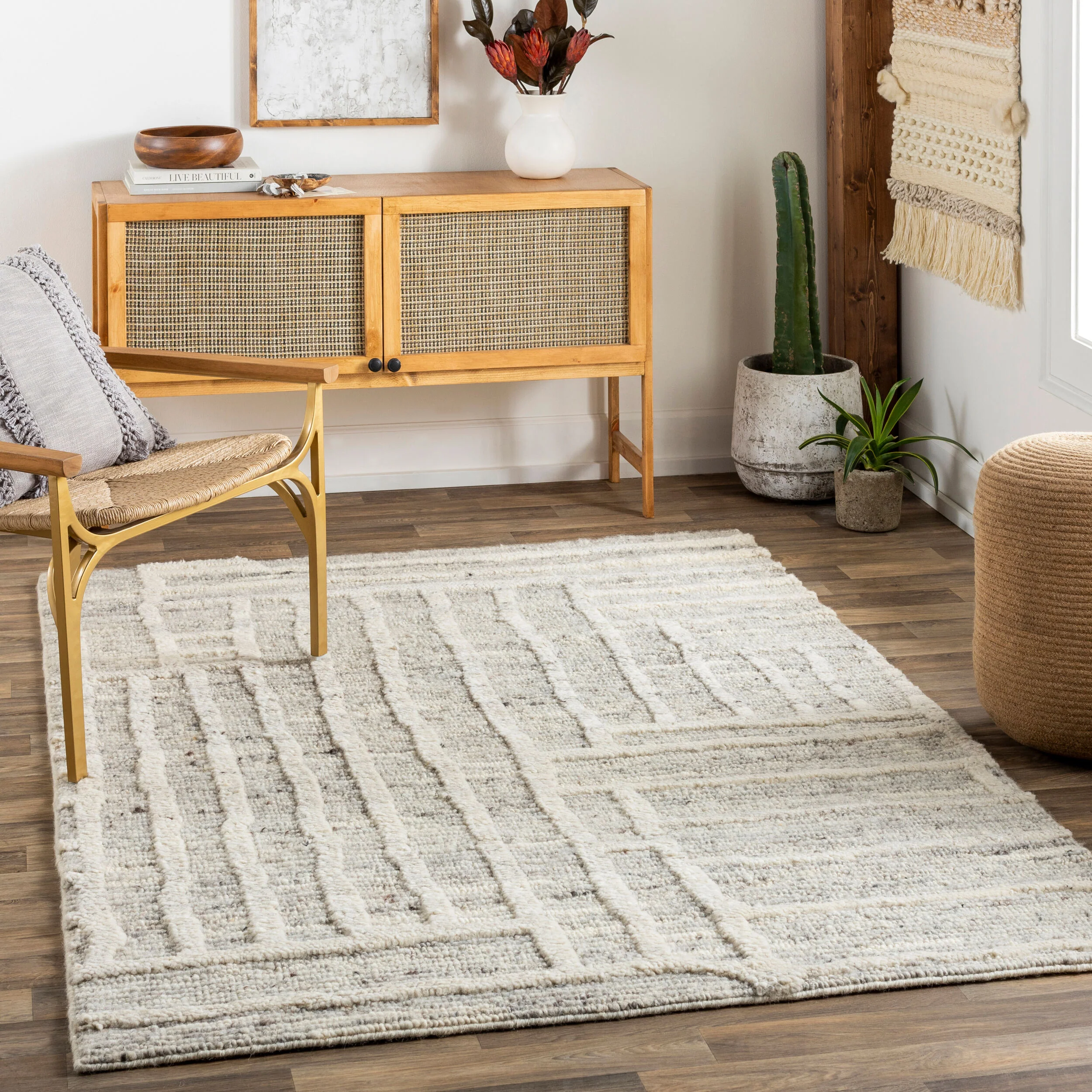Manisa Handmade Rug - Image 3