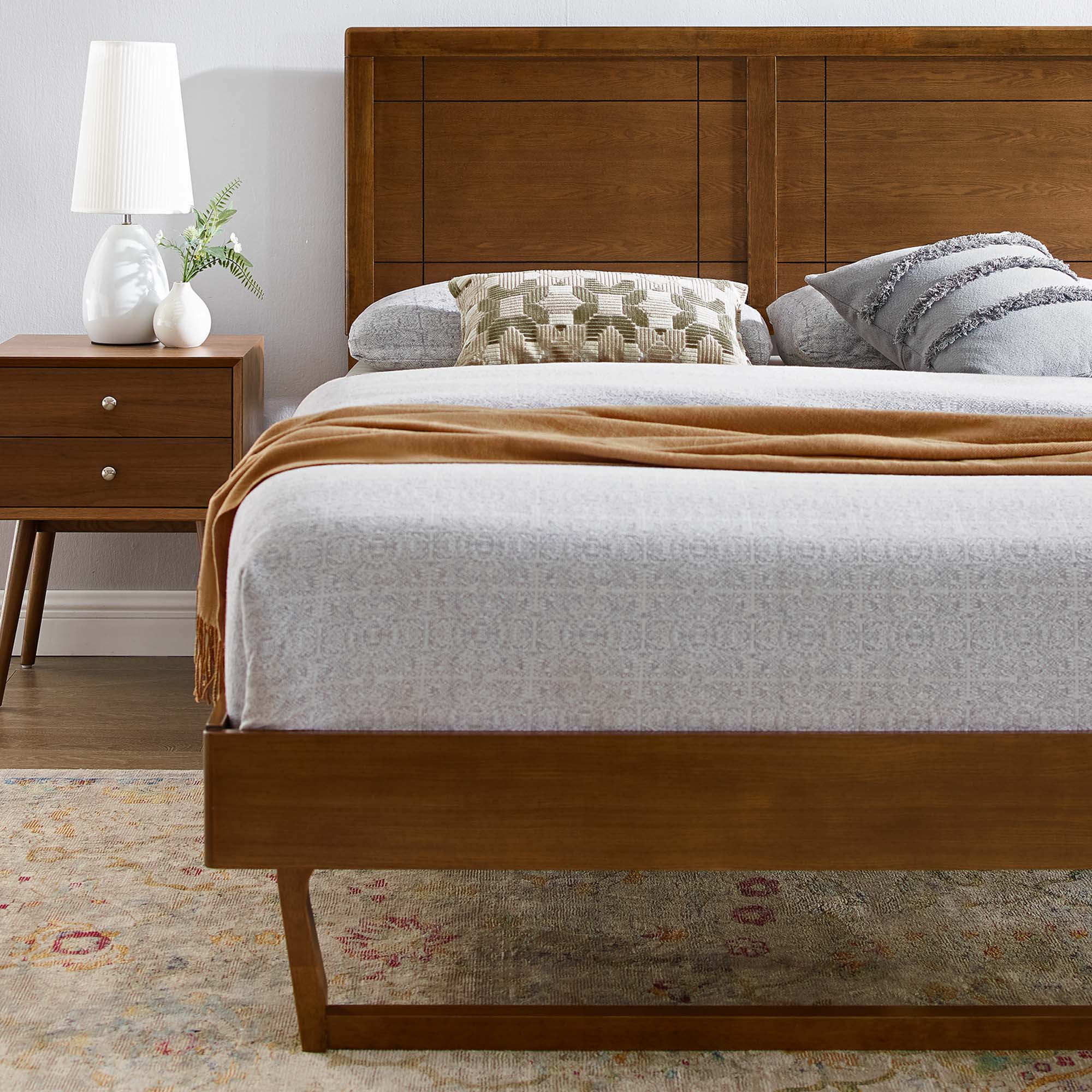 Marlee Wood Platform Bed With Angular Frame - Image 22
