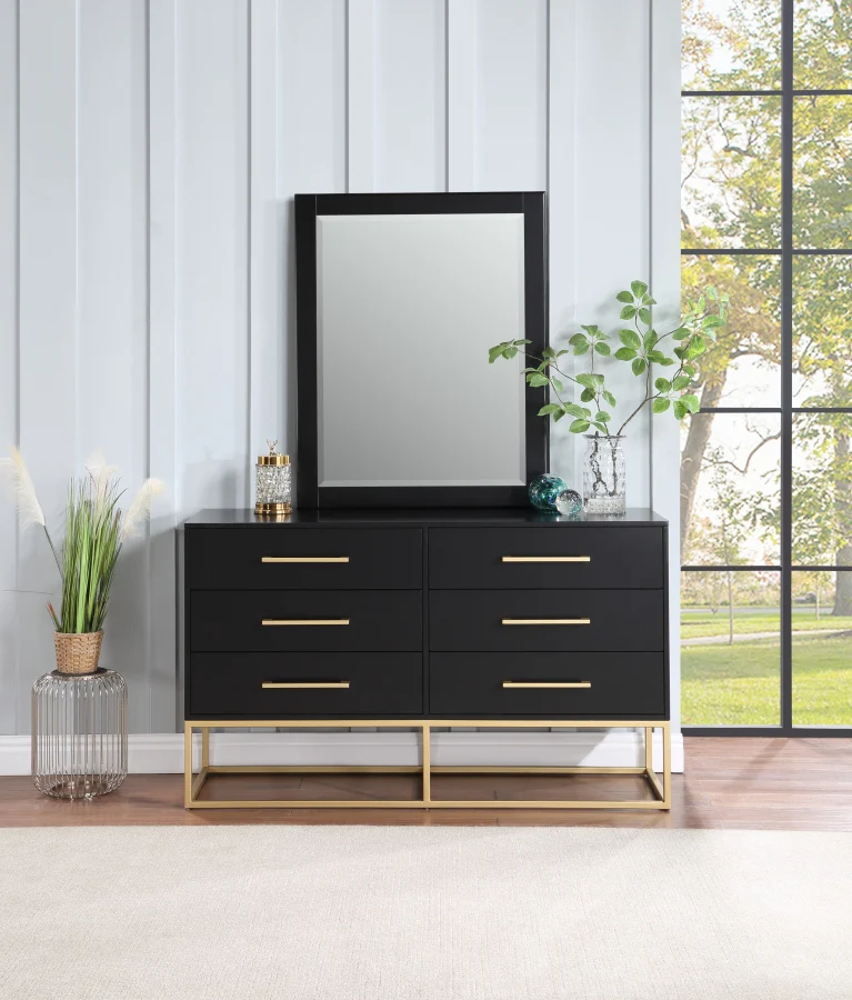 Maxine Dresser - Image 15