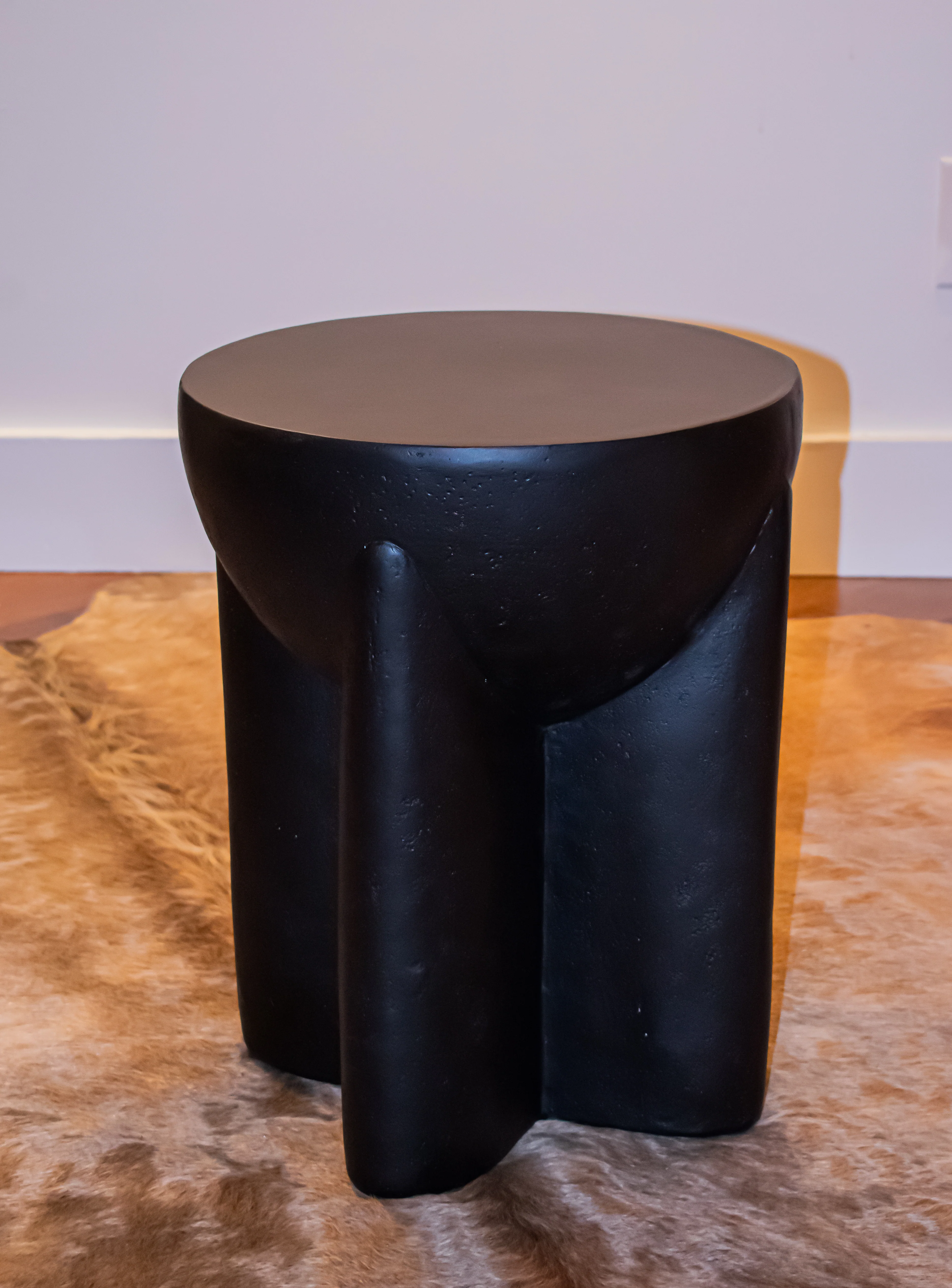 Monti Side Table (Reproduction) - Image 7