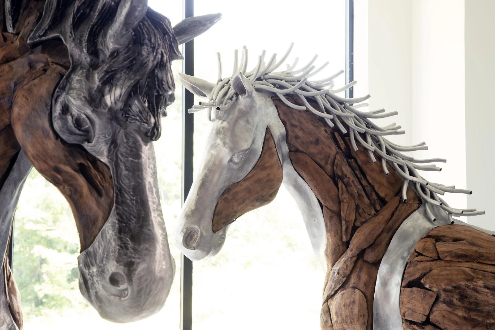 Mustang Horse Woodland Sculpture, Standing - Image 5