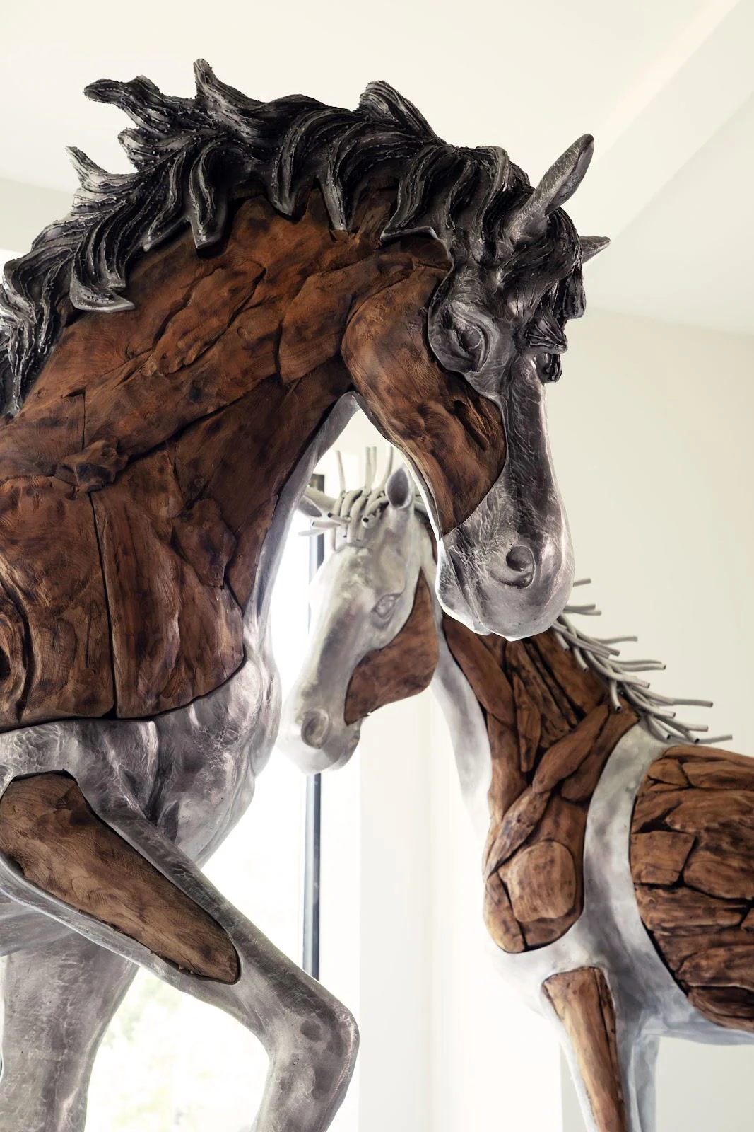 Mustang Horse Woodland Sculpture, Standing - Image 7