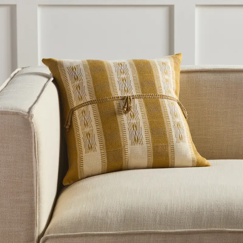 Nagaland Pillow NGW17 18 inch Pillow - Image 4