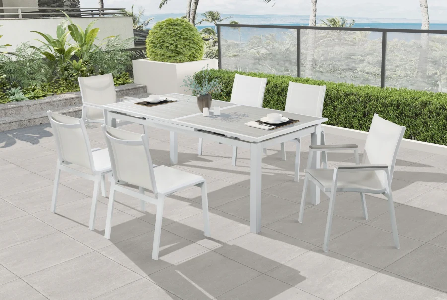Nizuc 77" Aluminum Outdoor Patio Extendable Dining Table - Image 4