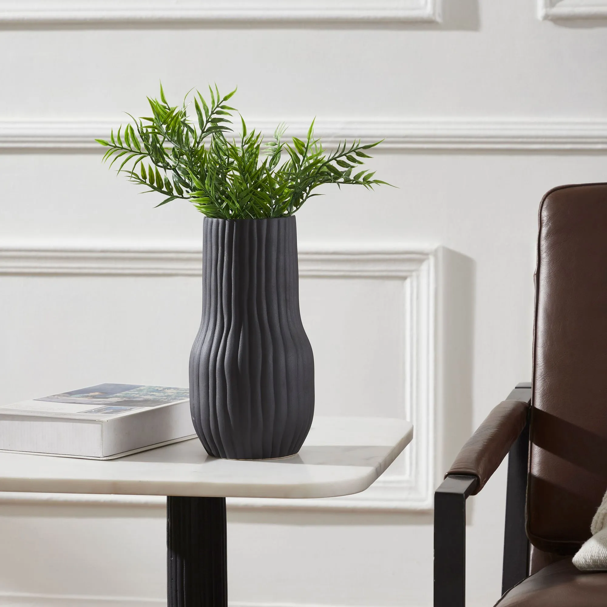 Nocera Vase - Image 2