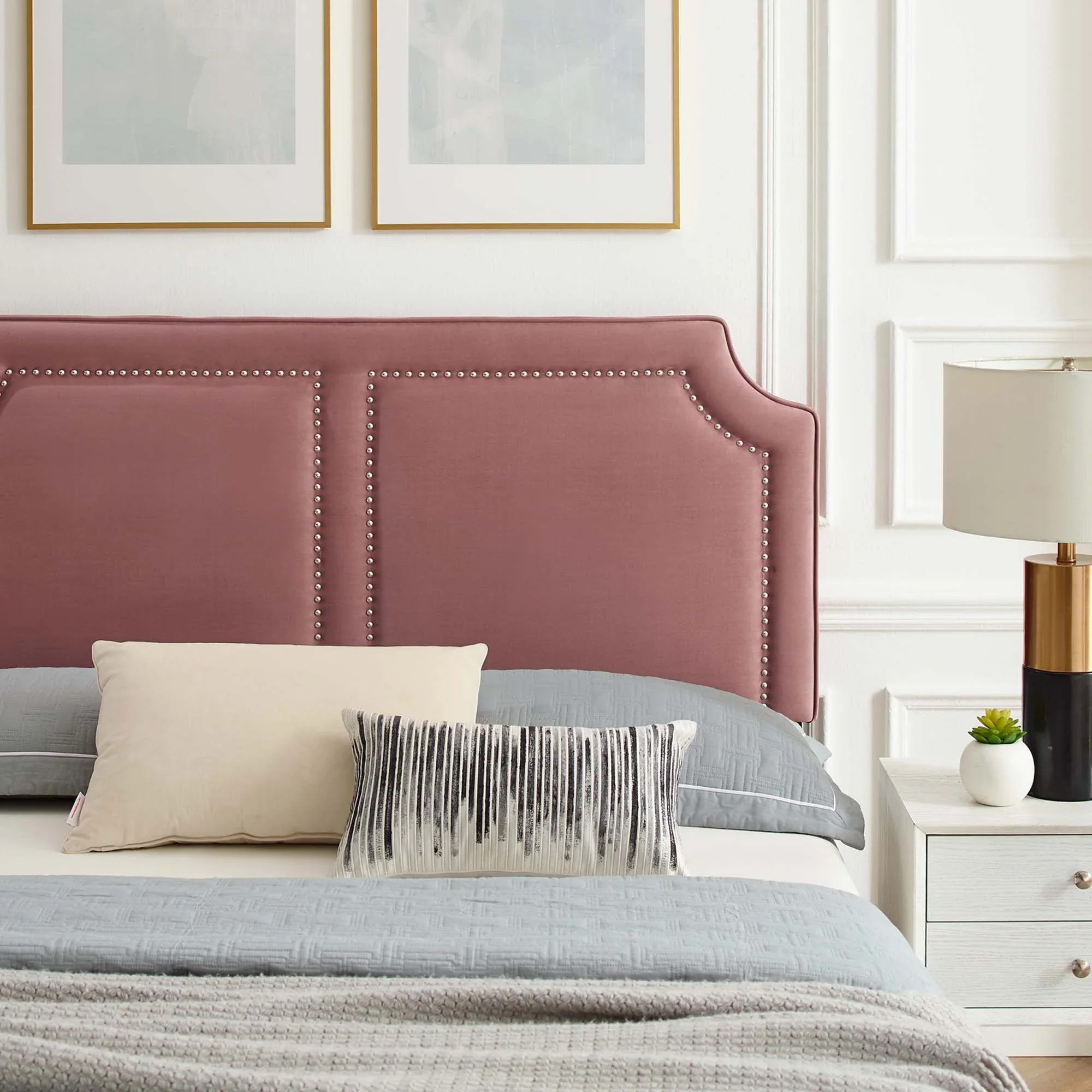 Novi Performance Velvet Bed With Wood and Gold Legs - Image 16