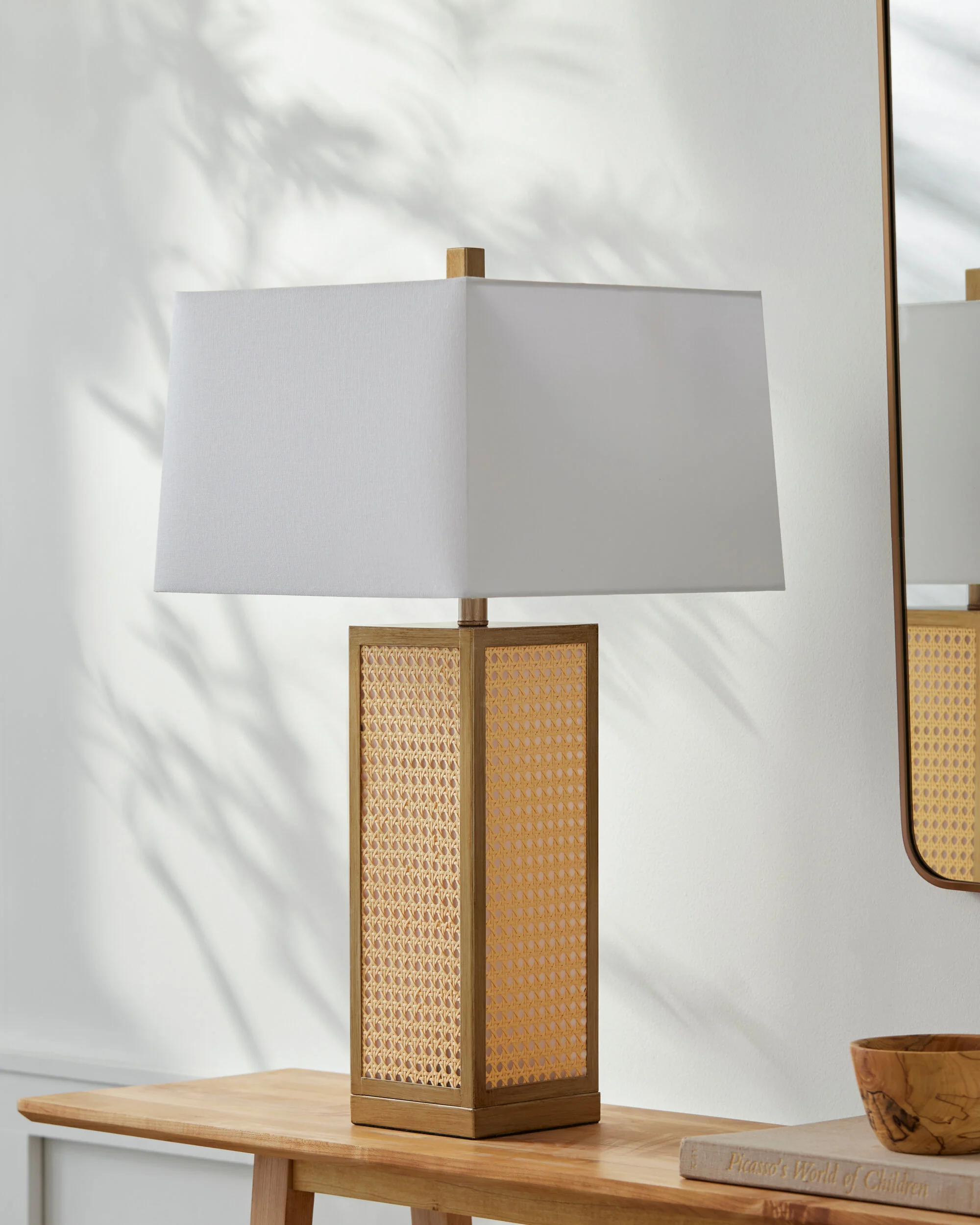Palta Accent Table Lamp - Image 2