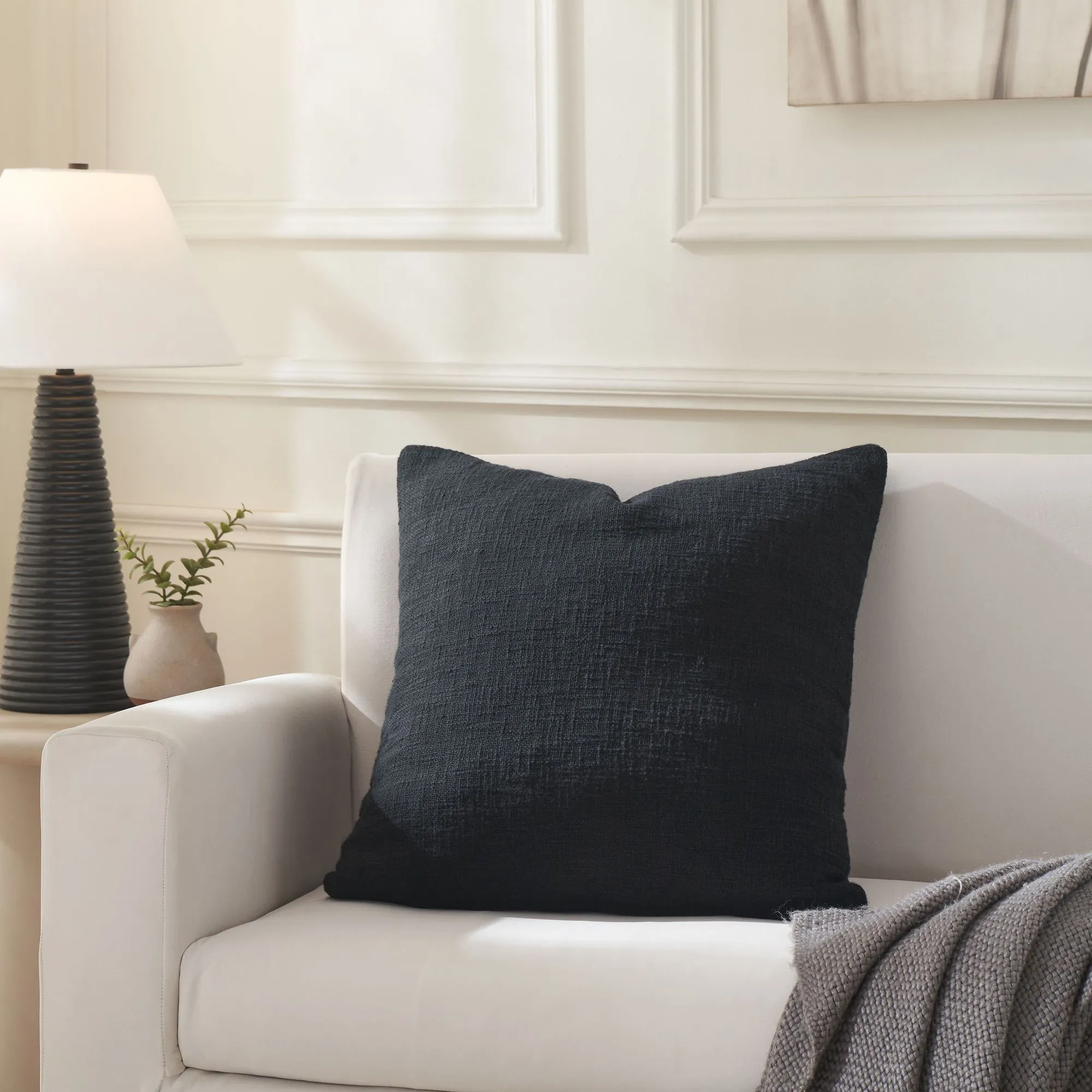 Rosso Pillow - Image 2