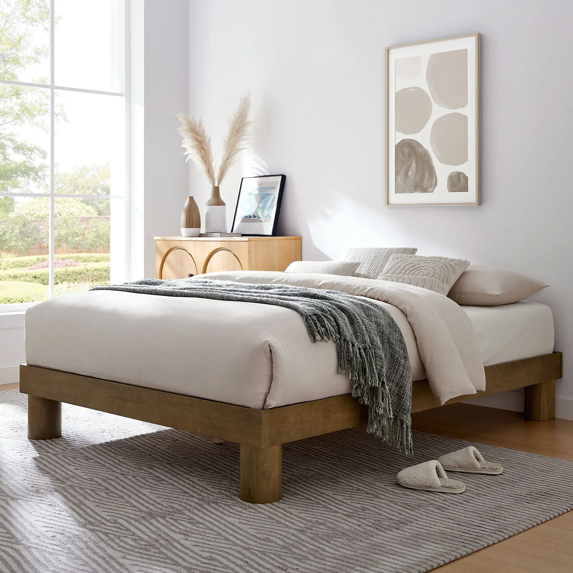 Runa Platform Bed - Image 2