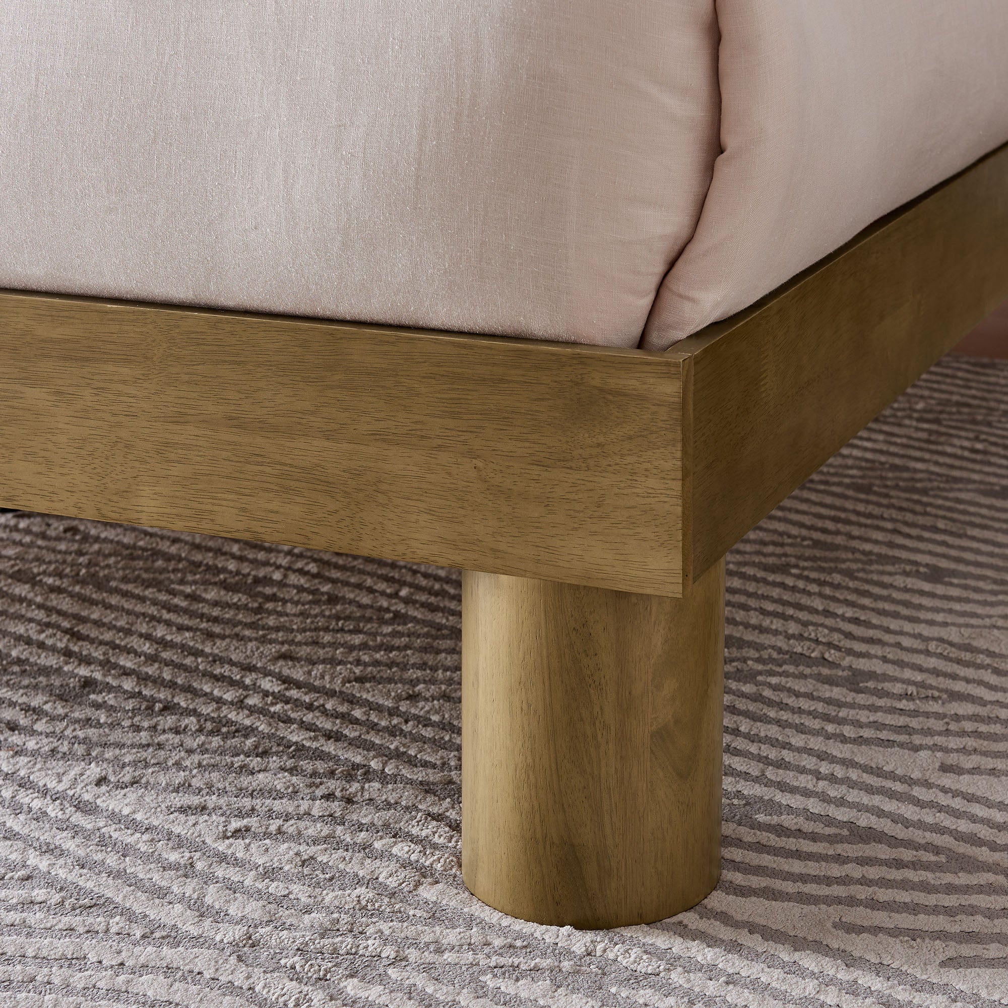 Runa Platform Bed - Image 3