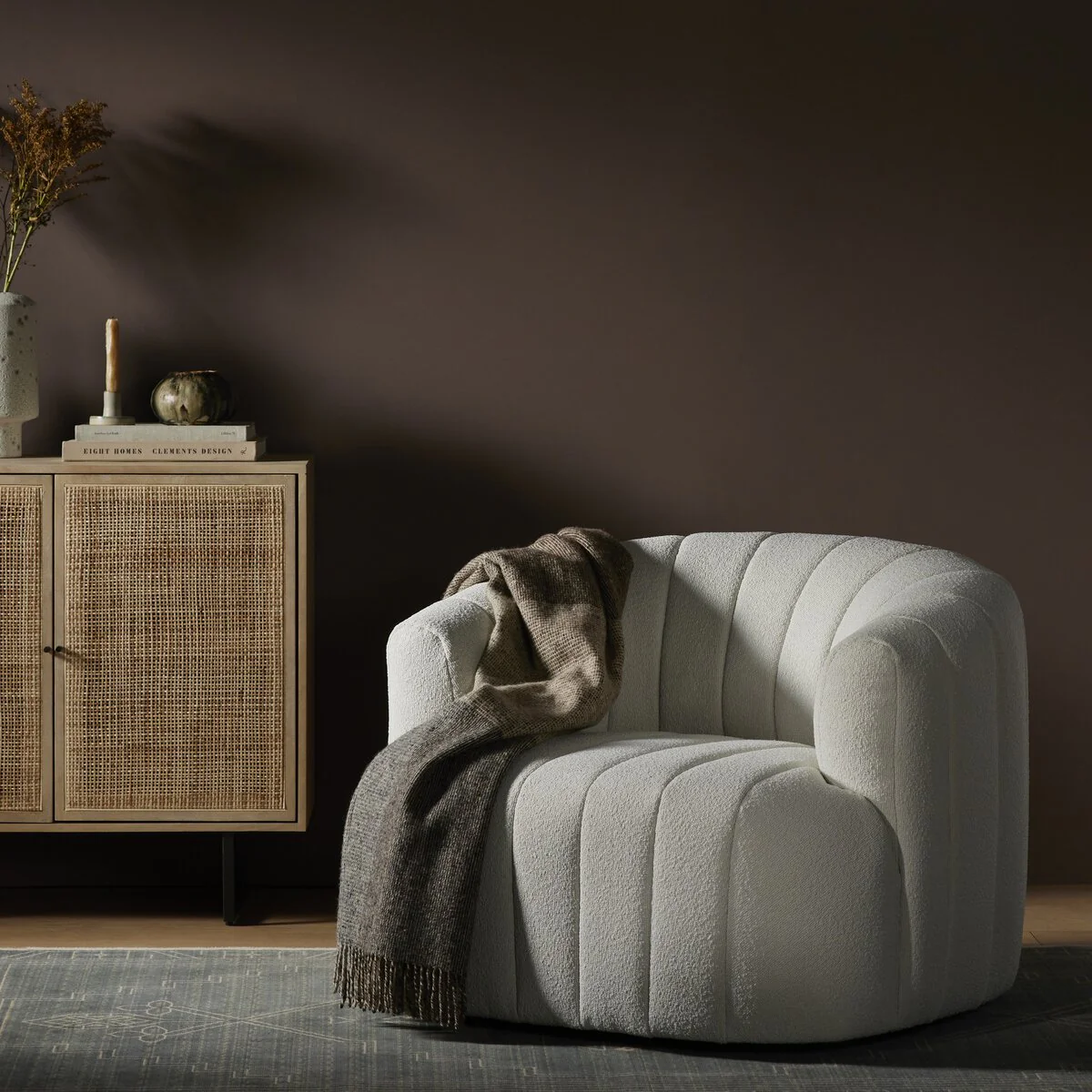 Sama'a Swivel Chair - Image 2
