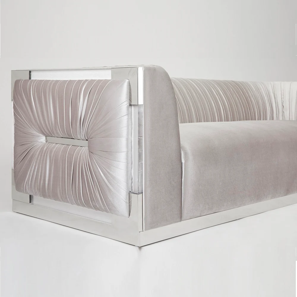 Scarlet Velvet Sofa - Image 4