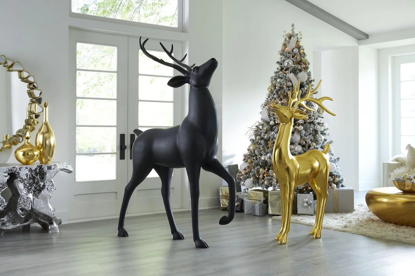 Standing Reindeer, Gold - Image 8