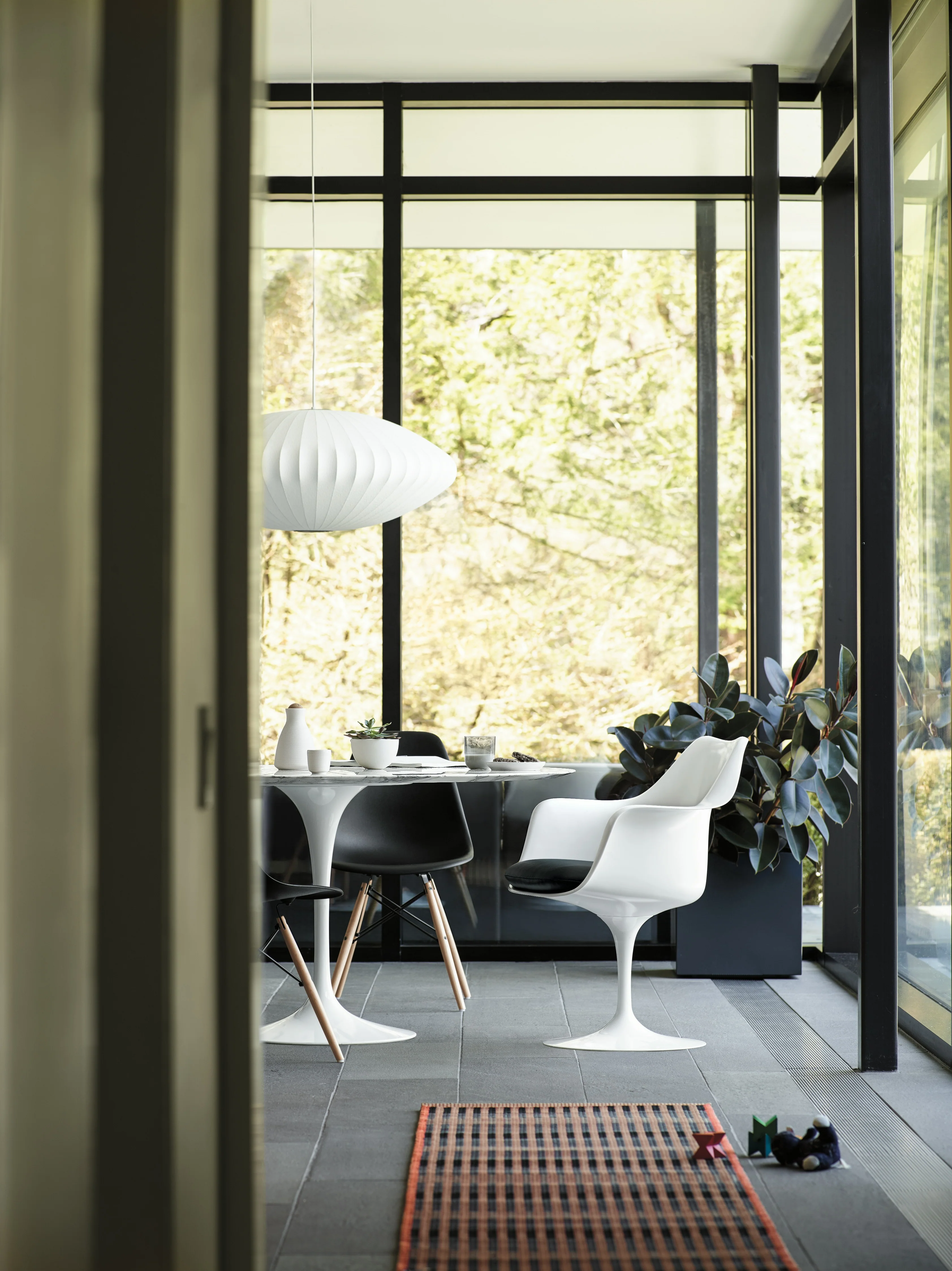 Tulip Armchair - Image 9