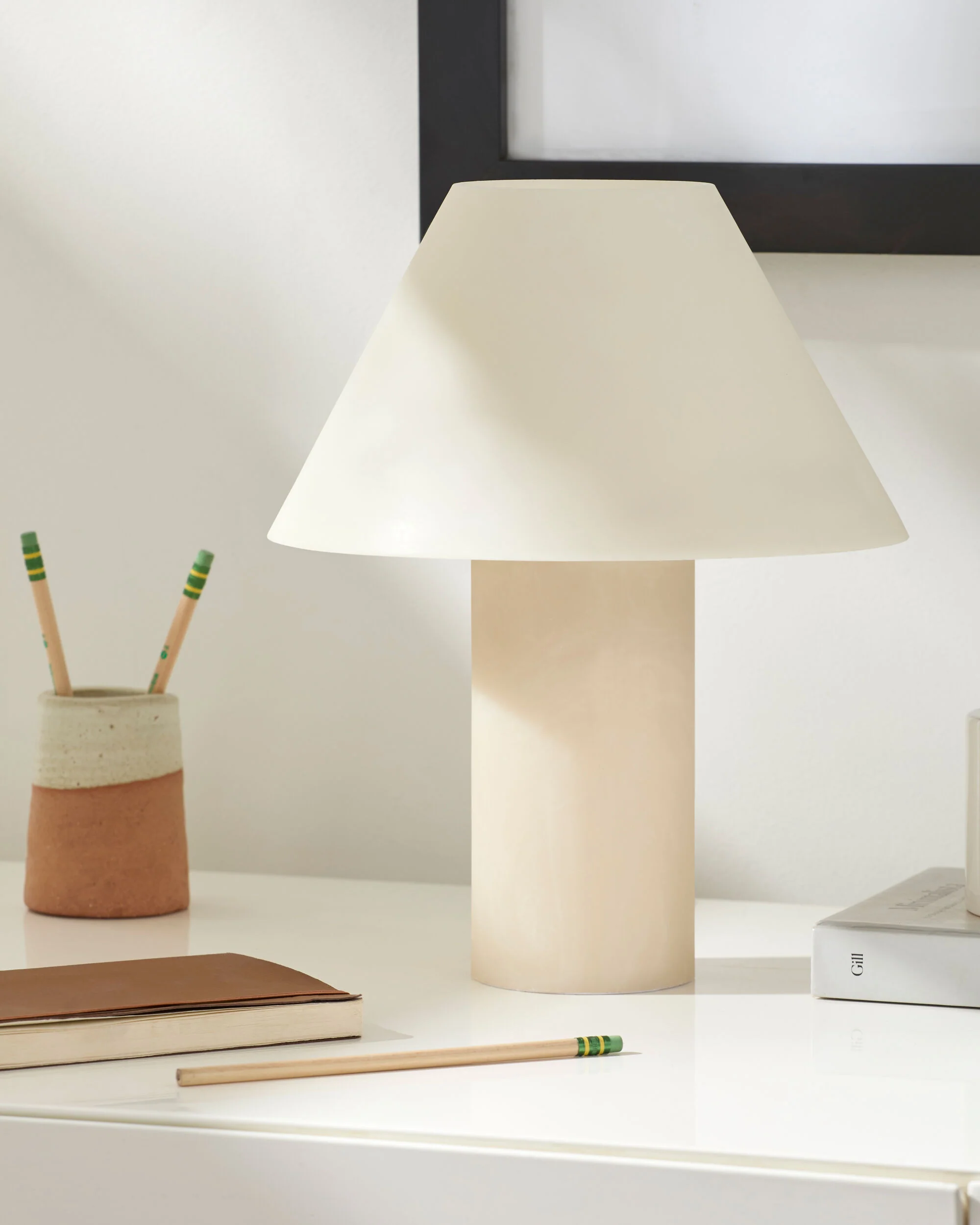 Ubate Accent Table Lamp - Image 2