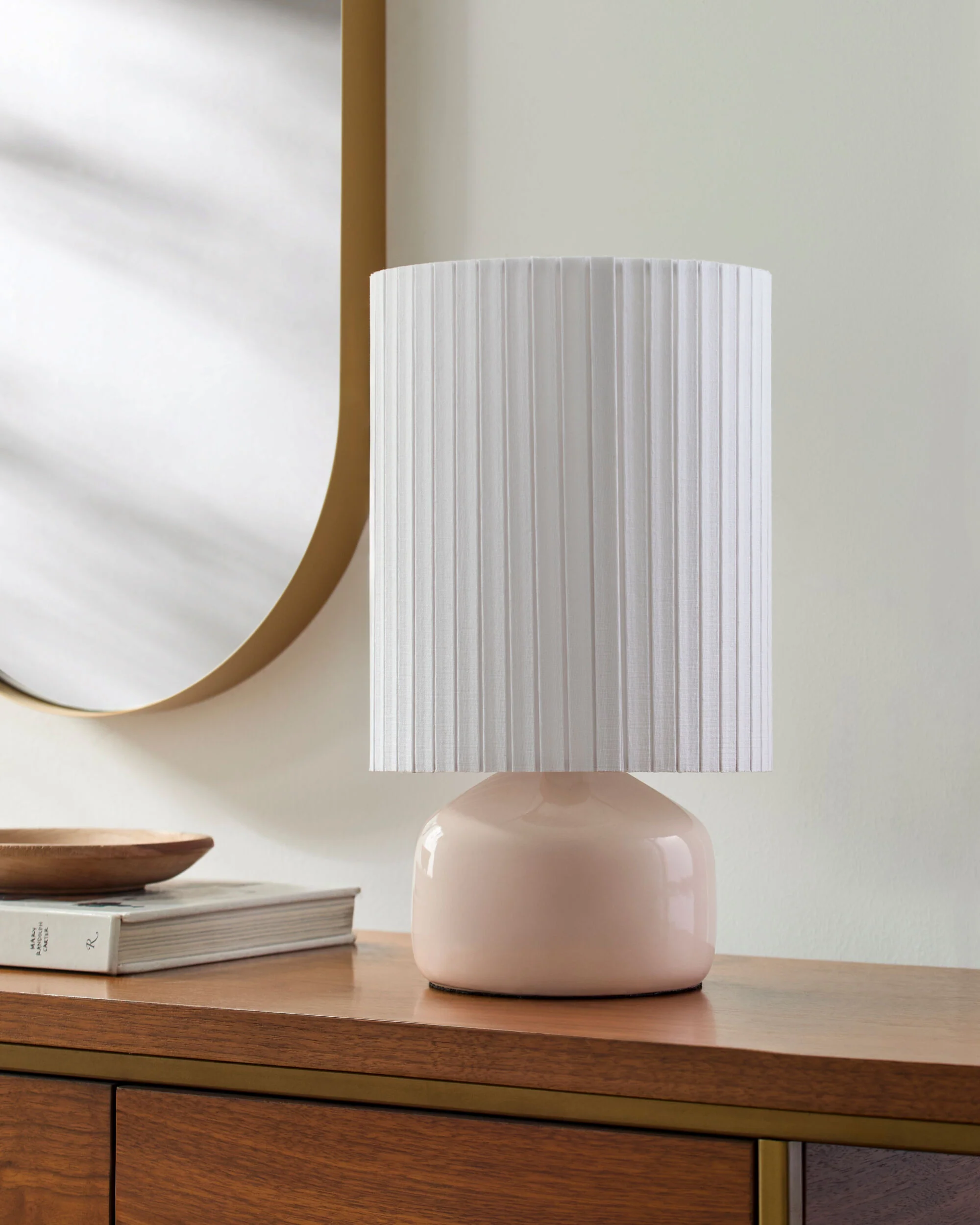 Vadso Accent Table Lamp - Image 18