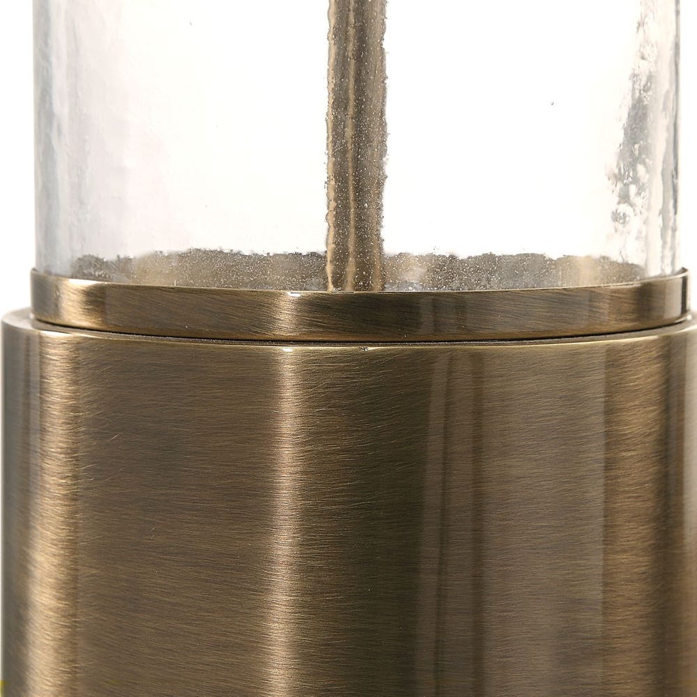 Vaiga Table Lamp - Image 3