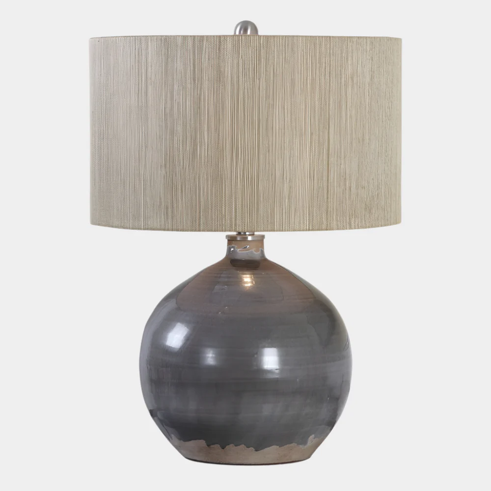 Vardenis Table Lamp